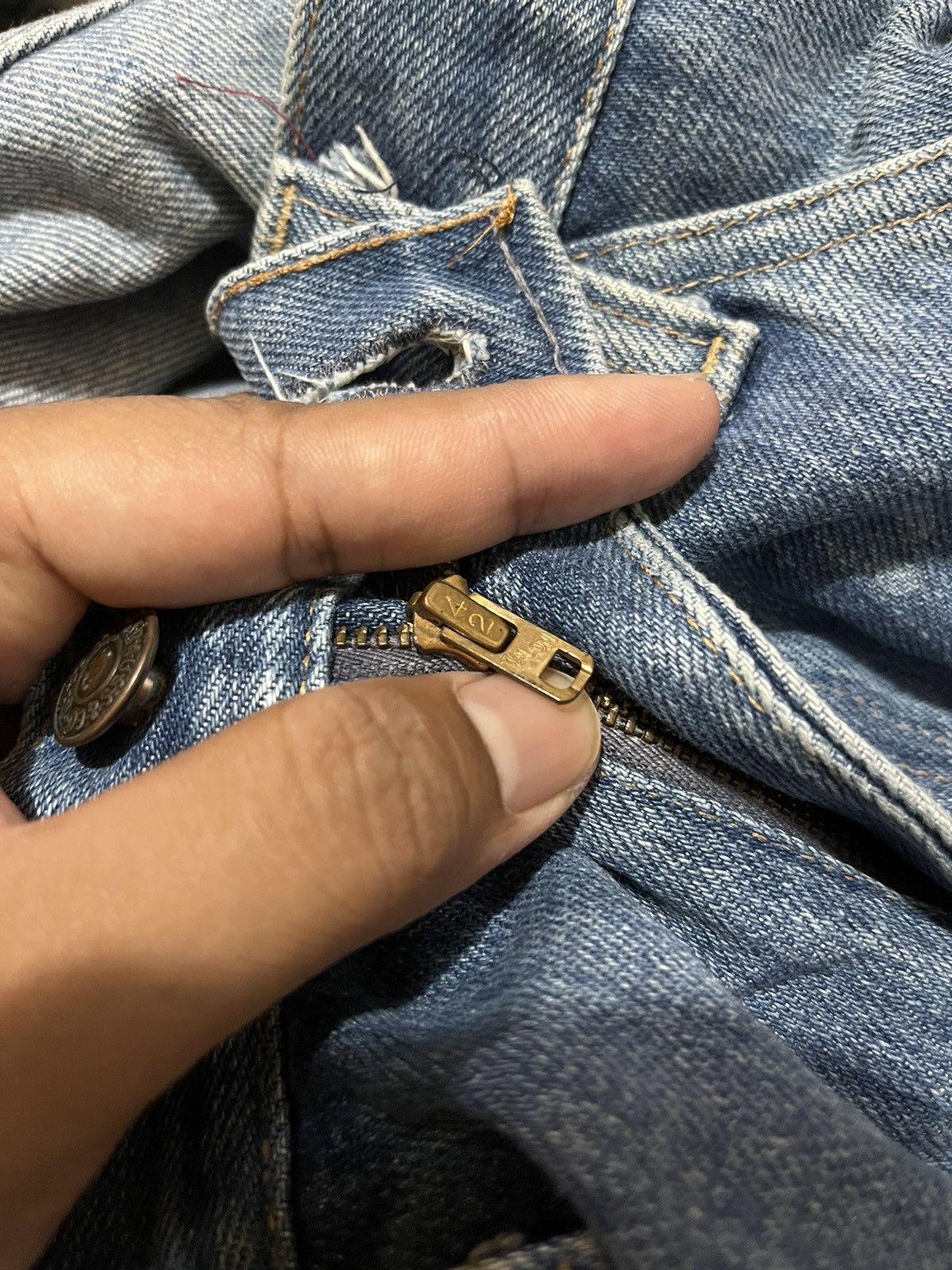 Levi's Vintage Clothing vintage levi’s oren tag button no #8 Size US 33 - 12 Thumbnail