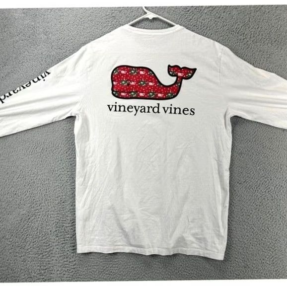 Vineyard Vines Vineyard Vines T-Shirt Mens Medium White Christmas Graphic Tee Pocket NEW L8 Size US M / EU 48-50 / 2 - 3 Thumbnail