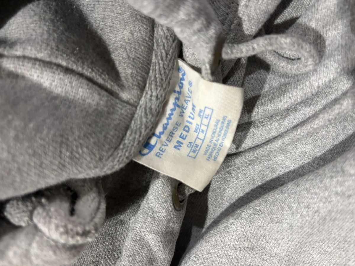 Champion Vintage Y2k champion reverse weave Size US M / EU 48-50 / 2 - 7 Thumbnail