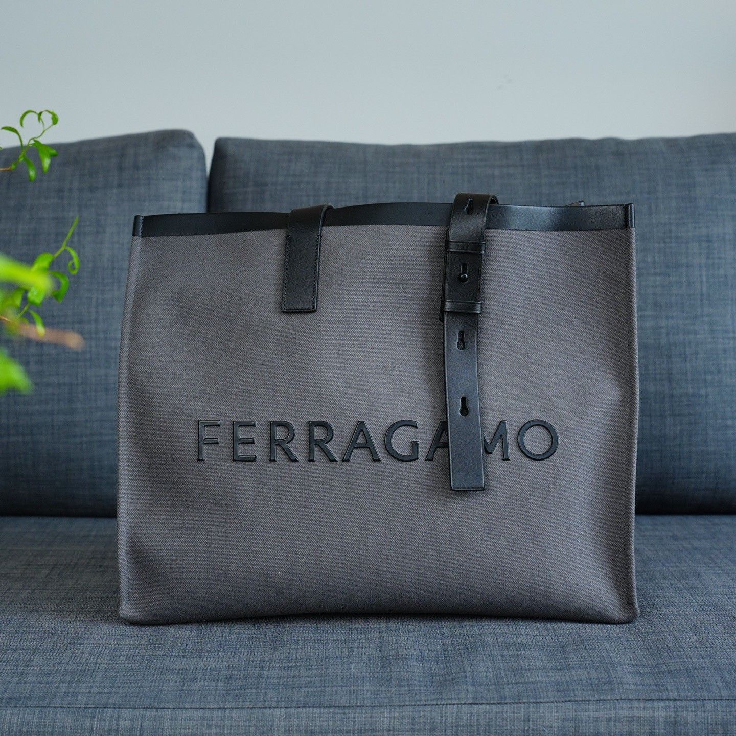 Salvatore Ferragamo Salvatore Ferragamo Canvas Gray Shoulder Bag OS Women Size ONE SIZE - 1 Thumbnail