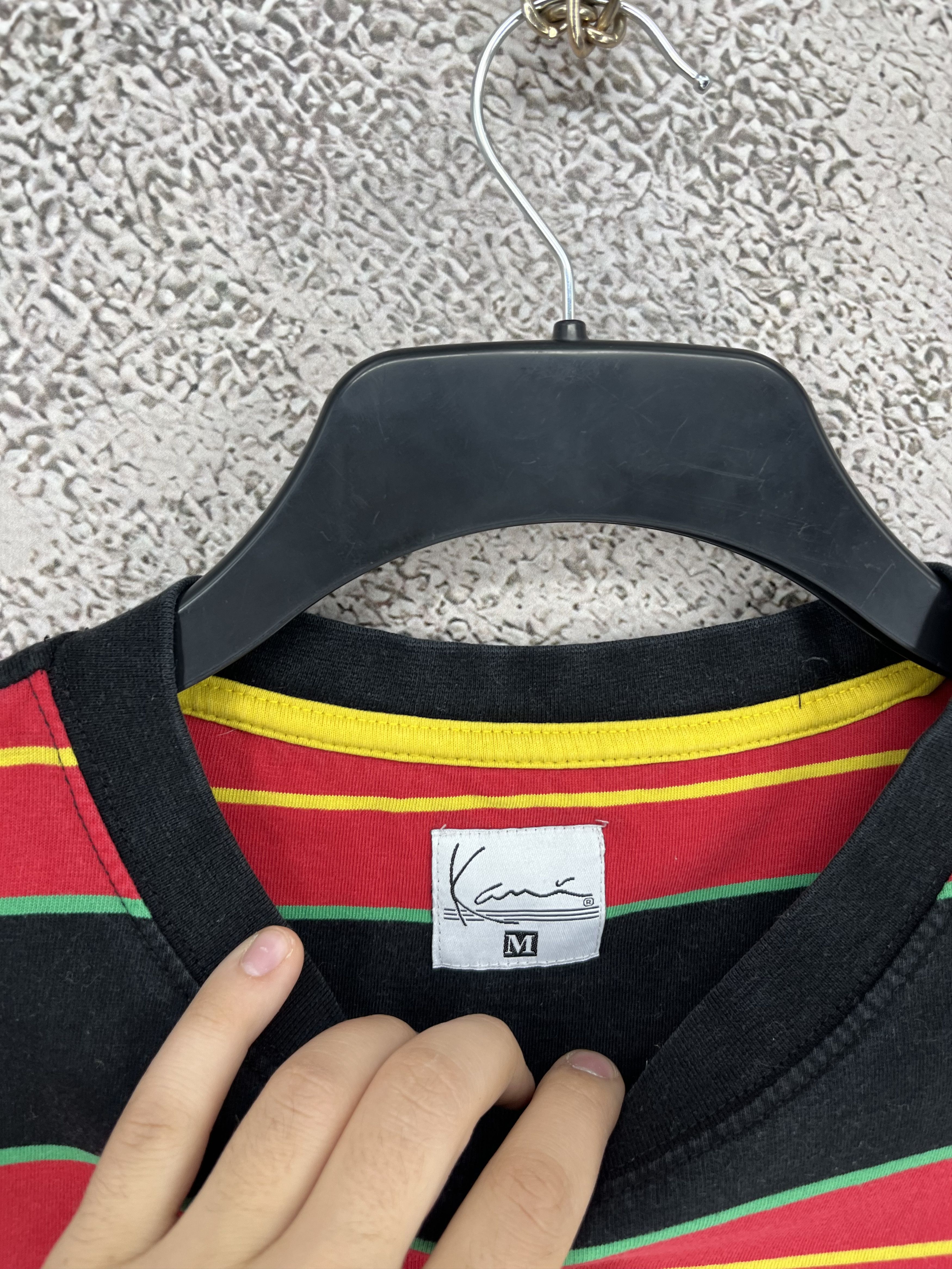 Karl Kani Karl Kani Vintage Y2K T-shirts Big Logo Streetwear Size M Size US M / EU 48-50 / 2 - 7 Thumbnail