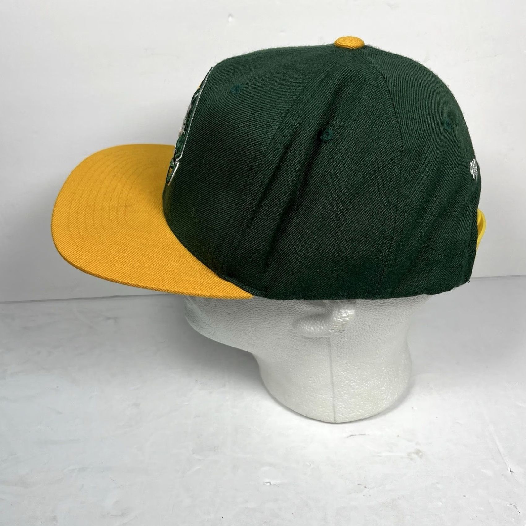 Mitchell & Ness Mitchell & Ness Green Bay Packers Green NFL Snapback Hat VTG Size ONE SIZE - 4 Thumbnail