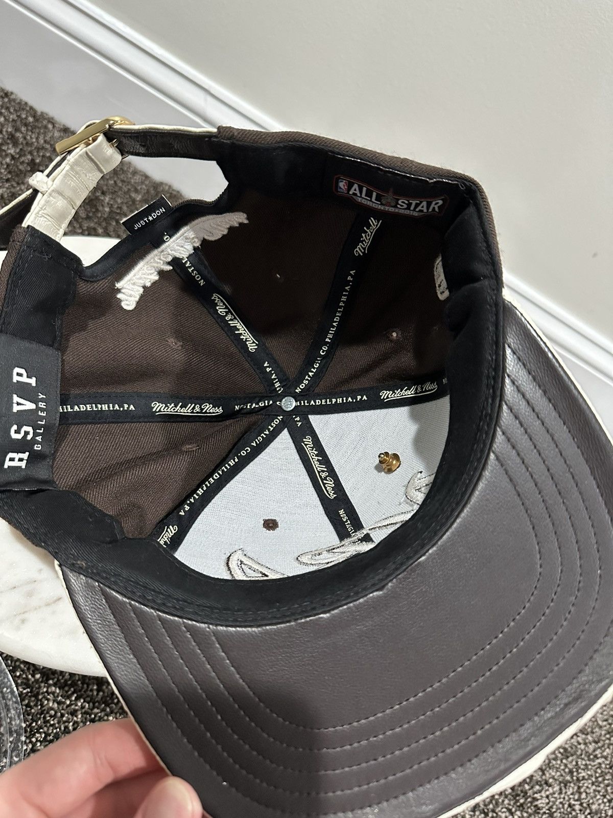 Just Don Just Don x Mitchell & Ness NBA Brown / White Python Hat Size ONE SIZE - 8 Thumbnail