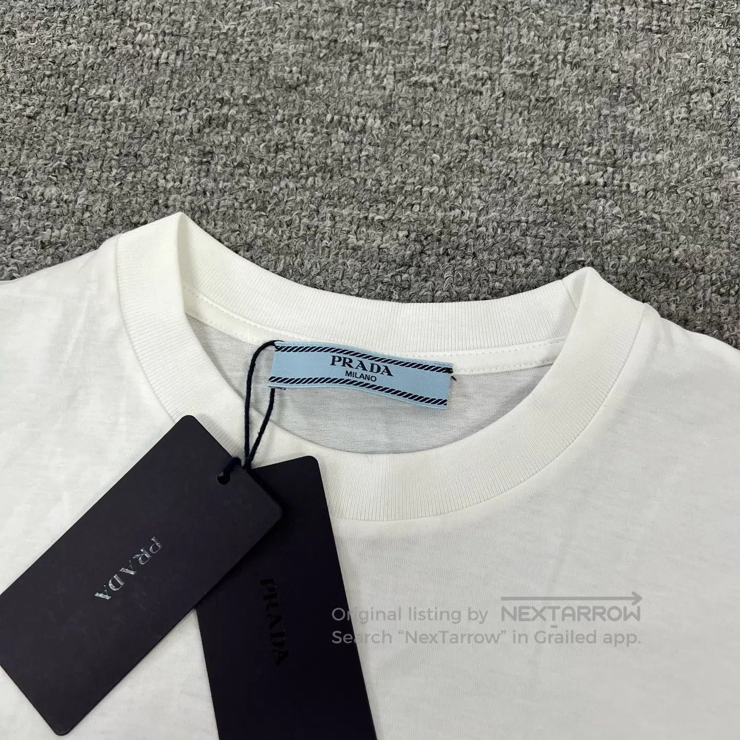 Prada Prada Spliced pocket side label T-shirt| Size US XS / EU 42 / 0 - 6 Thumbnail