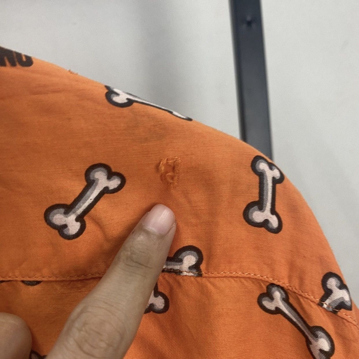 Moschino Moschino All Over Print Bone Shirt - Vintage Archive - Size US M / EU 48-50 / 2 - 12 Thumbnail