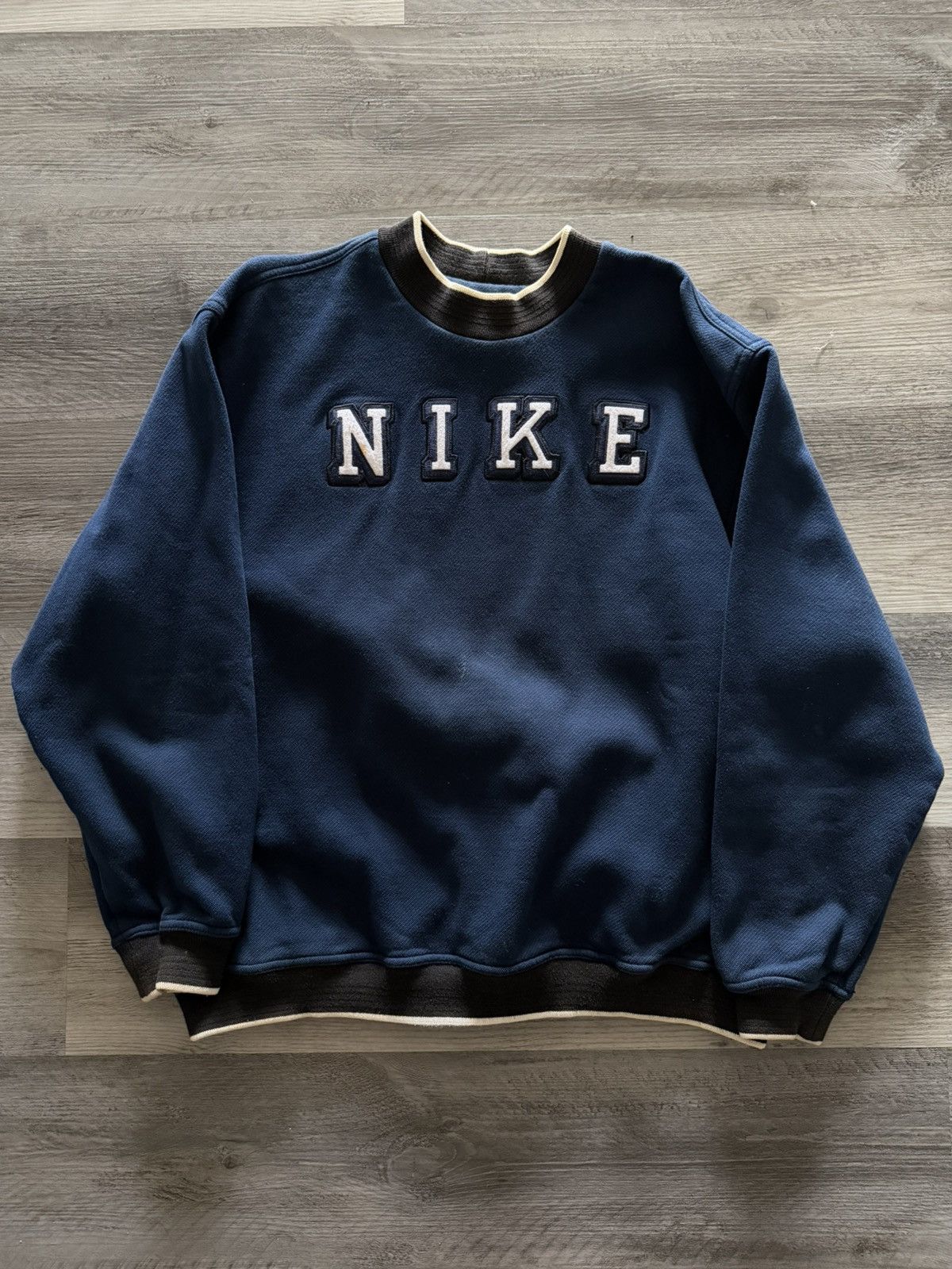 Vintage Vintage Nike Crewneck Size US M / EU 48-50 / 2 - 1 Thumbnail