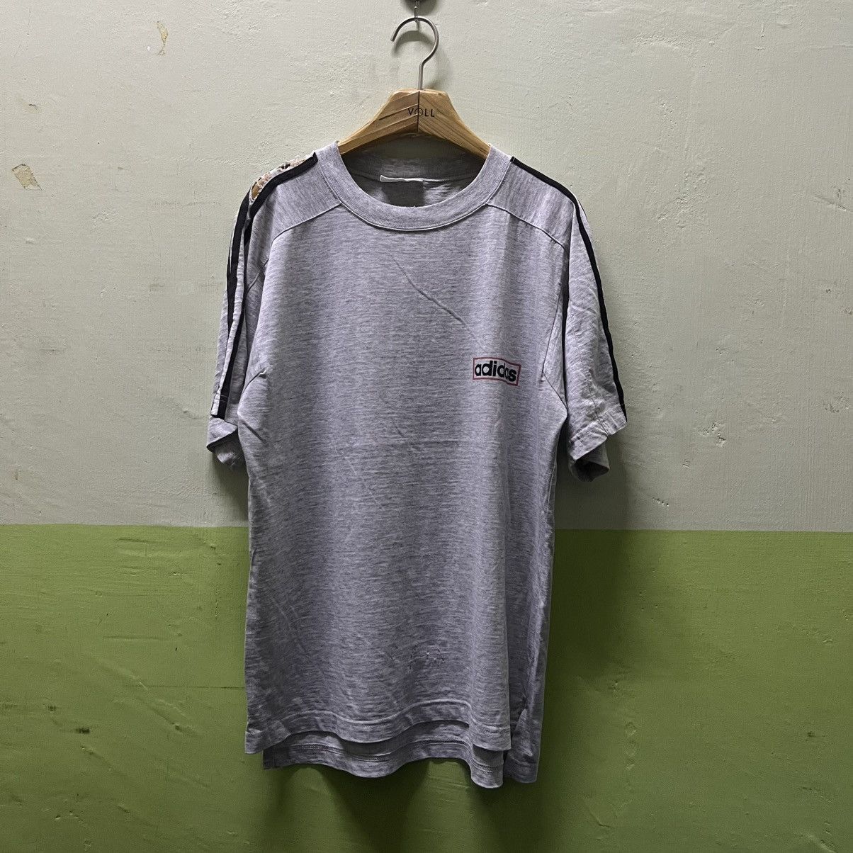 Adidas Distressed Vintage Adidas Tees Size US M / EU 48-50 / 2 - 2 Thumbnail