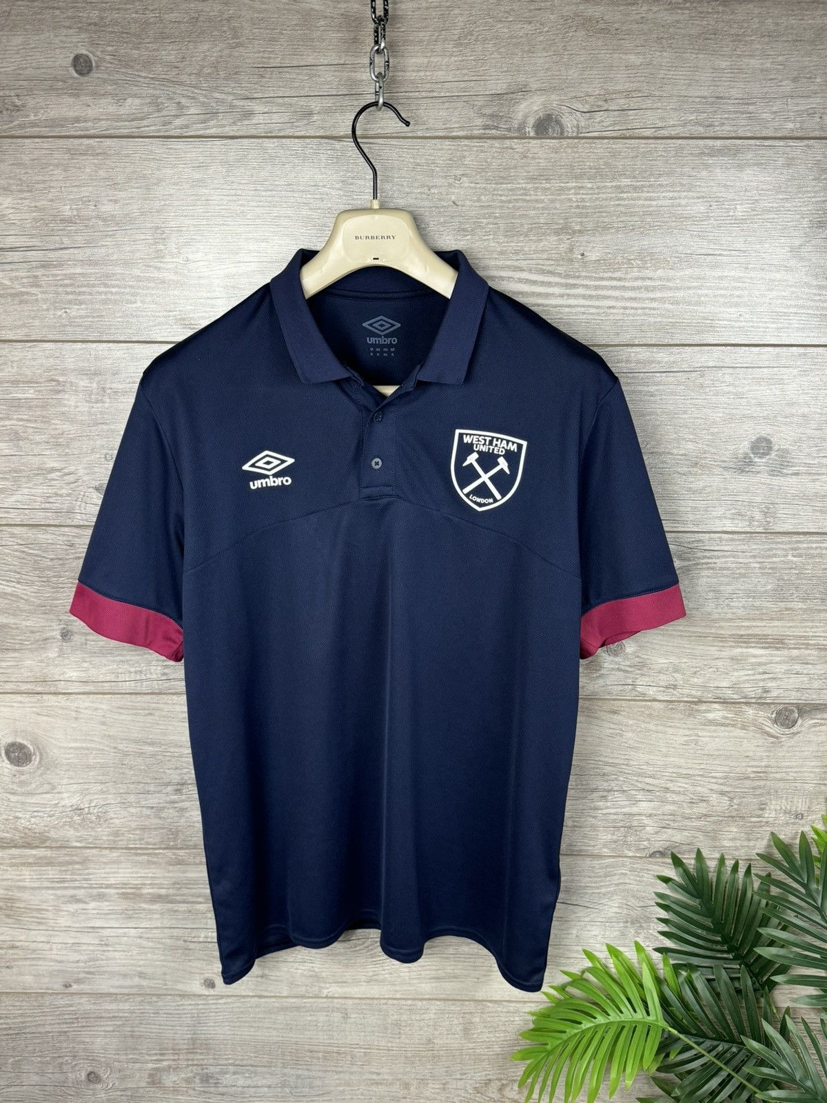 Umbro UMBRO West Ham United FC Short Sleeve T-Shirt Size XL Size US XL / EU 56 / 4 - 2 Thumbnail