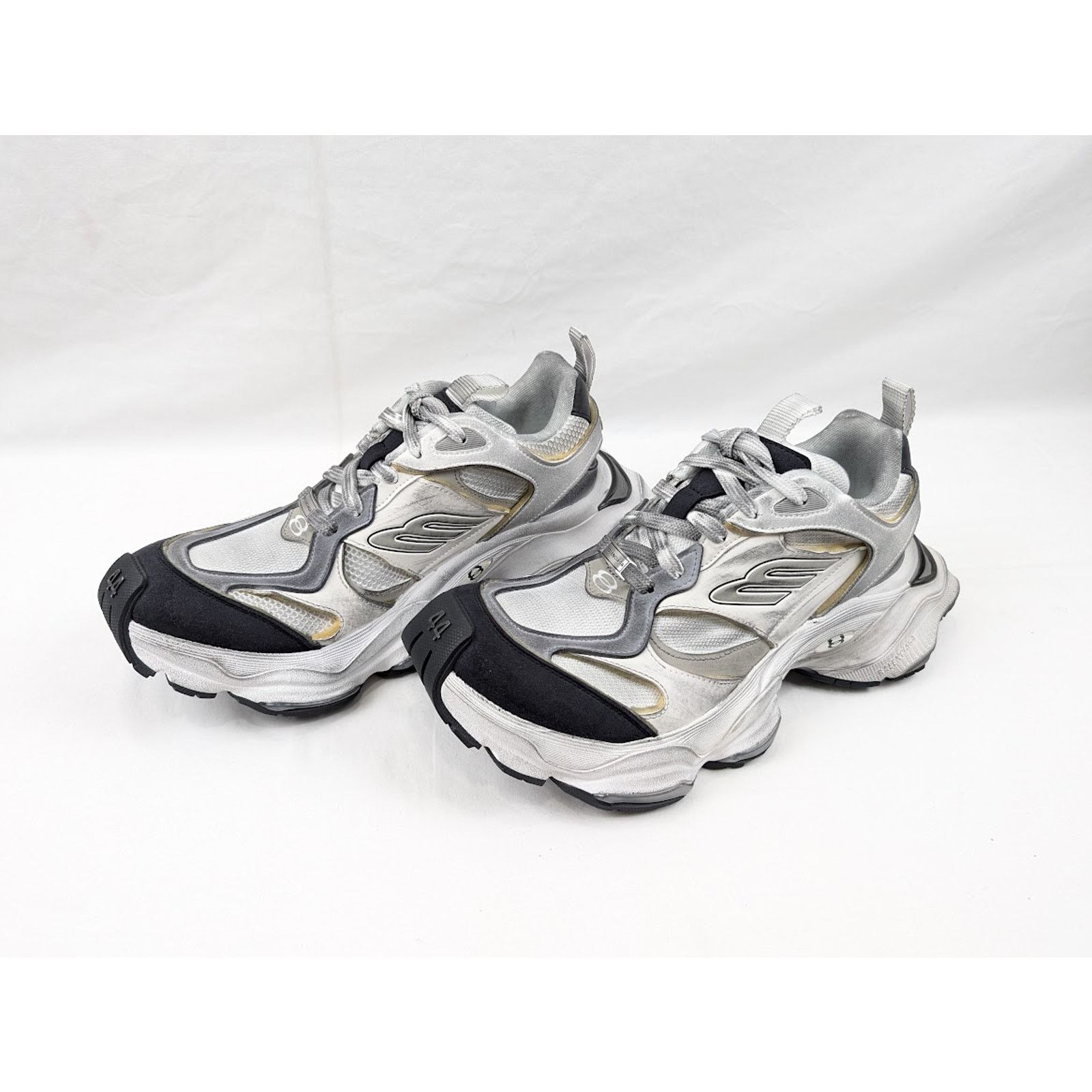 Balenciaga o1rshd1 Suede Mesh Cargo Sneakers in White/Grey Size US 8 / EU 41 - 14 Thumbnail