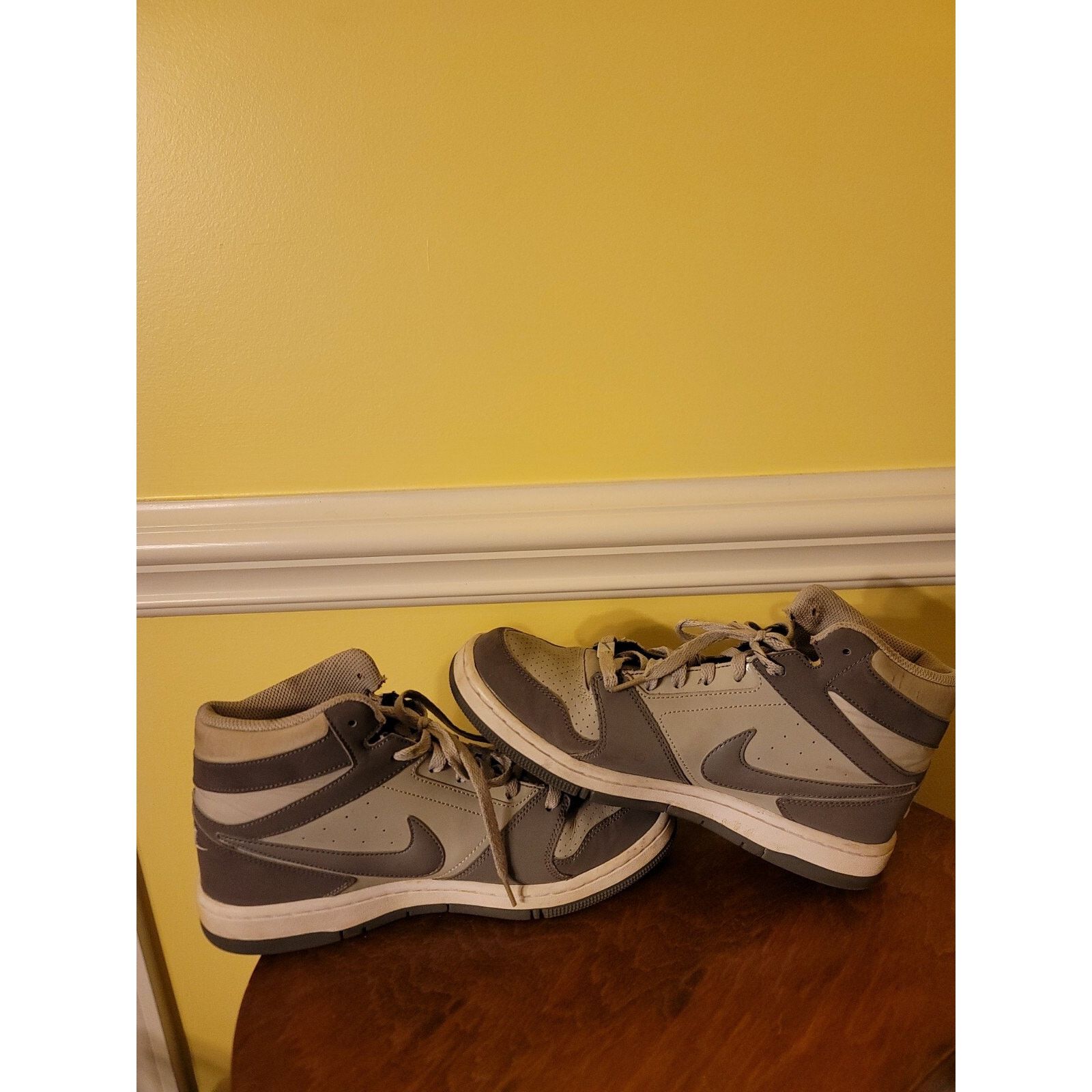 Nike 2012 Nike Prestige IV High Top Shoes 584614-021 Men's Size 8 Size US 8 / EU 41 - 6 Thumbnail