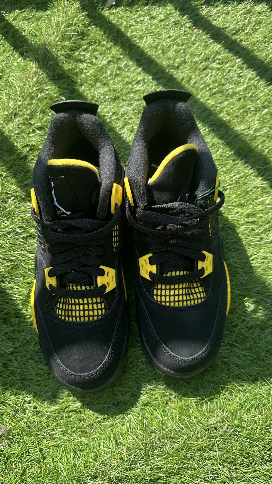 Jordan Brand Air Jordan 4 Retro GS ‘Thunder’ 2023 Size US 7 / IT 37 - 6 Thumbnail