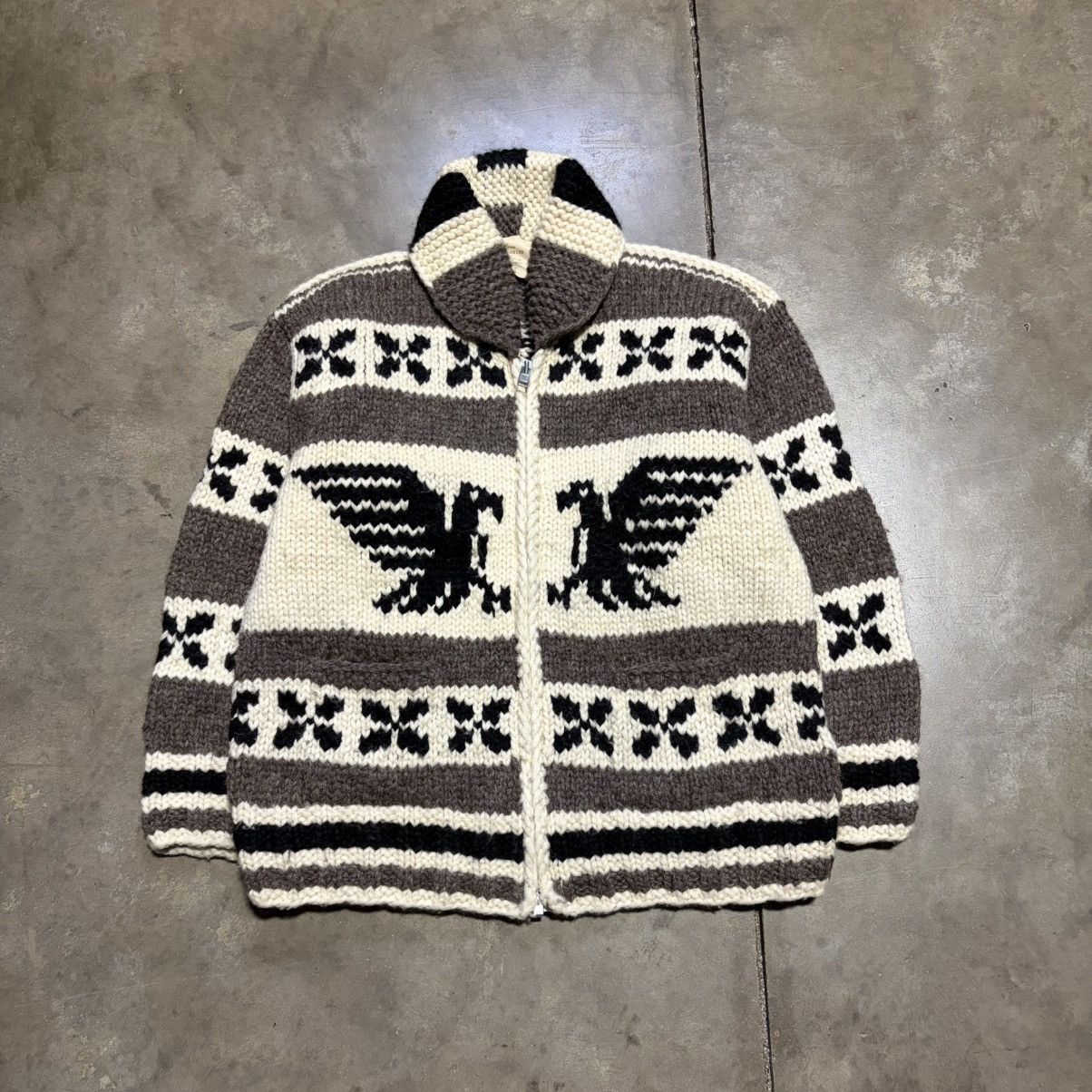 Vintage Vintage Cowichan Cardigan Sweater Eagle Thunderbird Wool 70s Size US XL / EU 56 / 4 - 1 Thumbnail