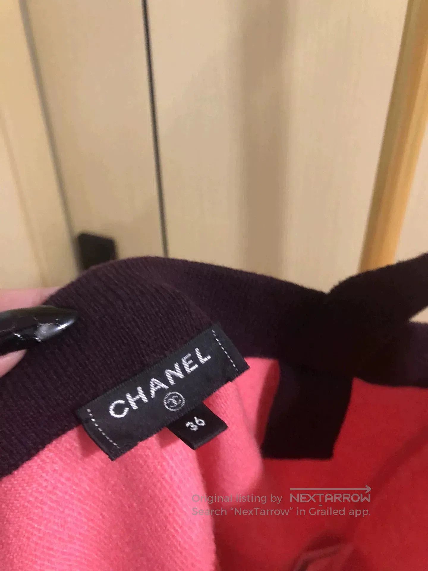 Chanel Chanel Pink Cashmere V-Neck Knit Top. Size XS / US 0-2 / IT 36-38 - 4 Thumbnail