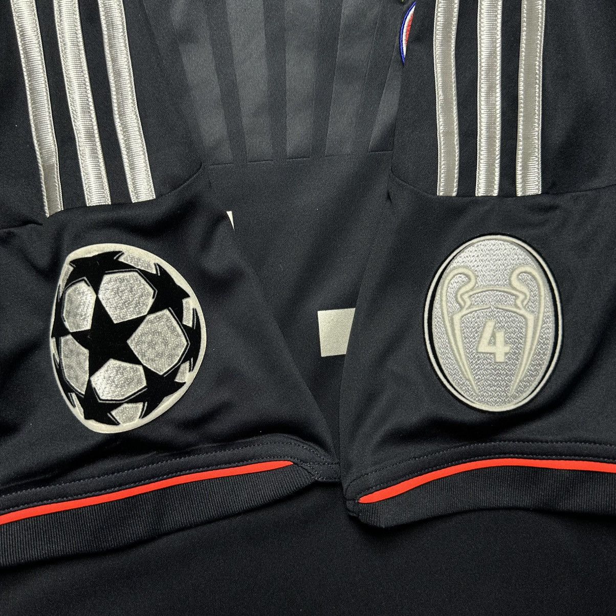 Vintage BAYERN ADIDAS 2012/2013 FOOTBALL THIRD JERSEY #71 ROBBERY Size US M / EU 48-50 / 2 - 8 Thumbnail