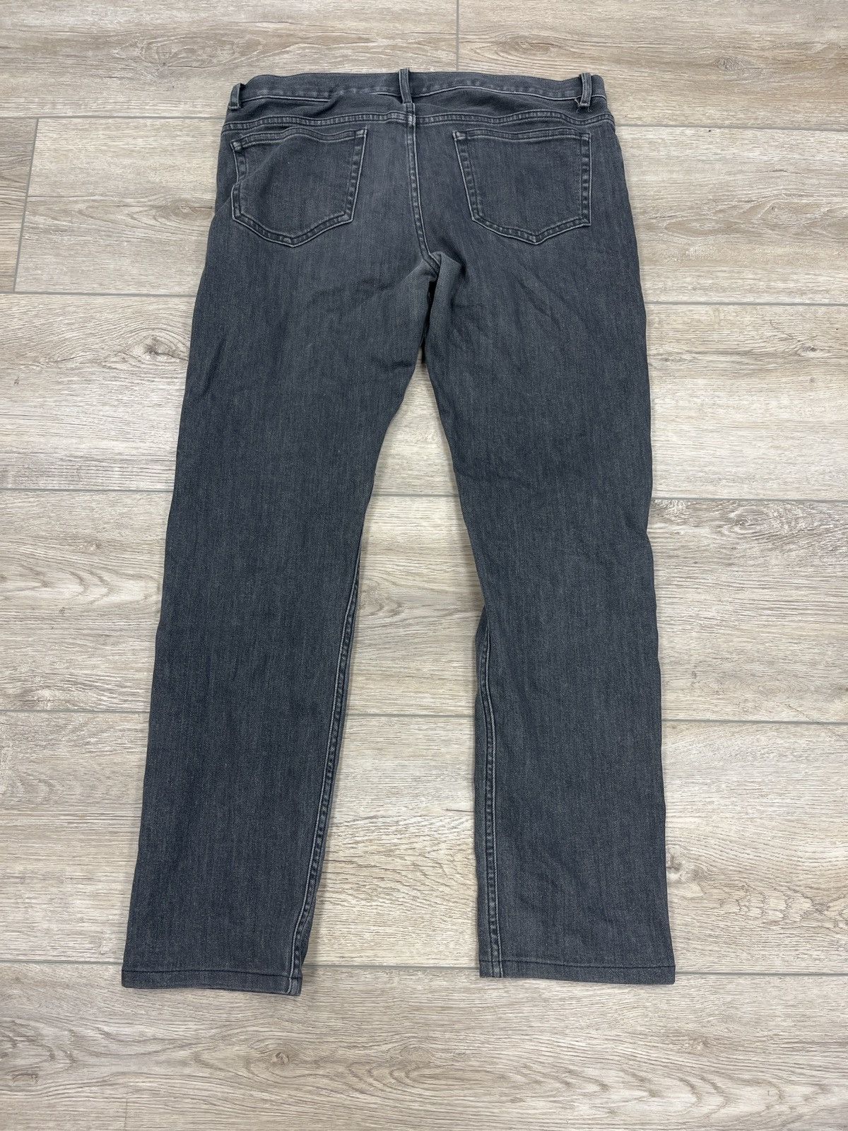 A.P.C. A.P.C. Washed Black Jeans 33 Size US 30 / EU 46 - 2 Thumbnail