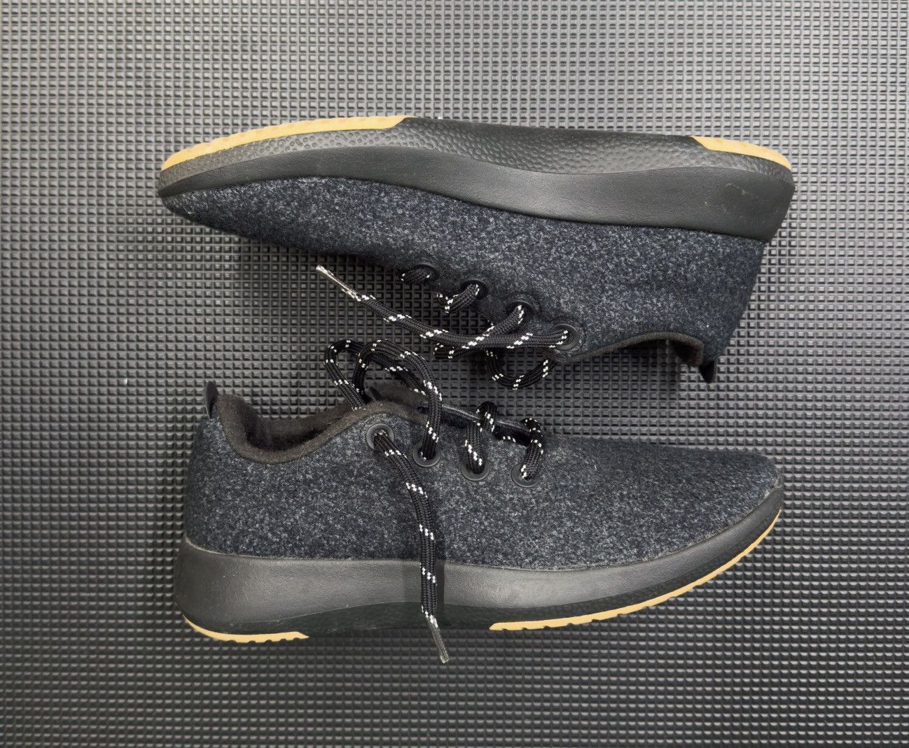 Allbirds Mens Allbirds Wool Runner Mizzle Natural Black, US M8 Size US 8 / EU 41 - 2 Thumbnail