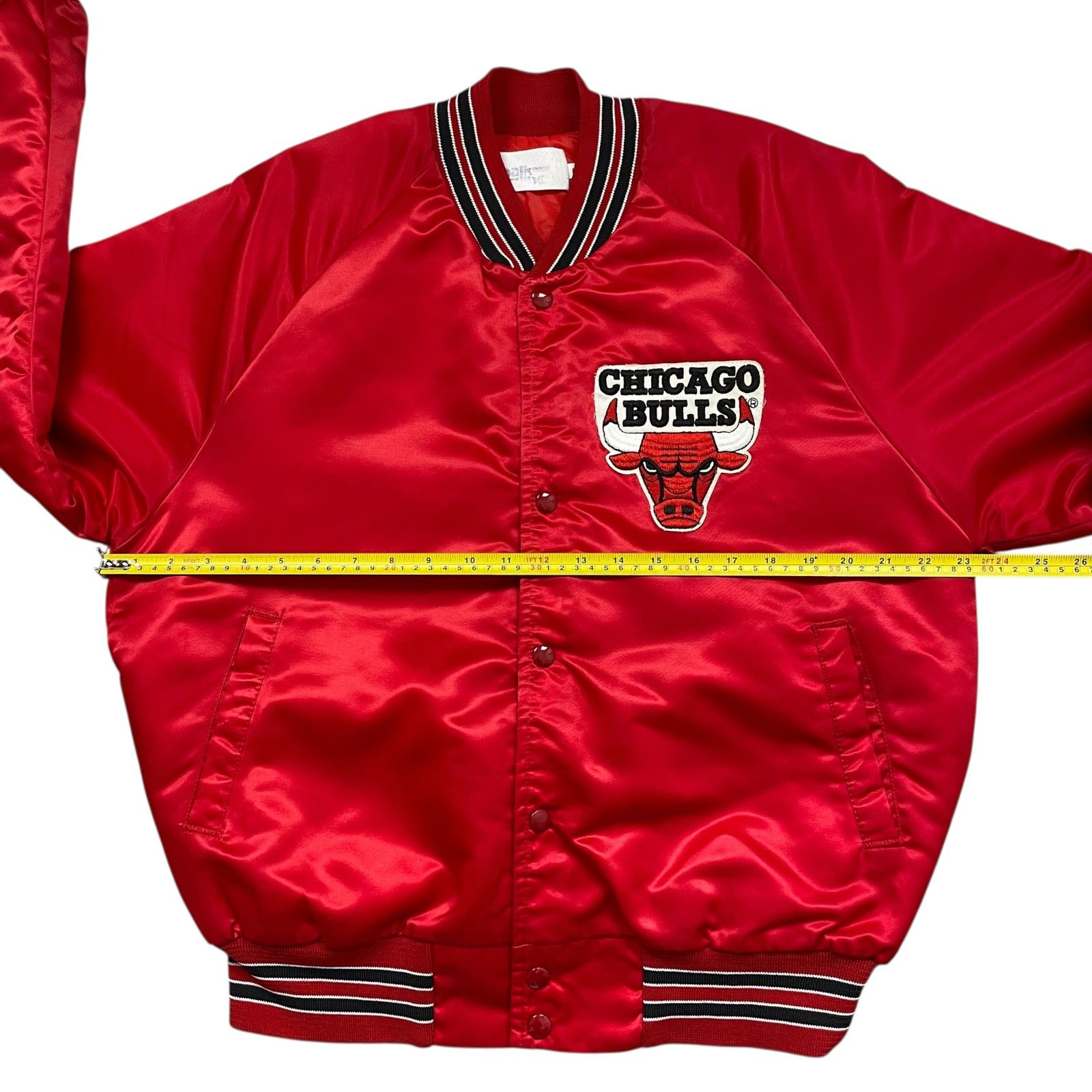 NBA VTG 90s CHICAGO BULLS CHALK LINE SATIN BOMBER JACKET SIZE M Size US M / EU 48-50 / 2 - 9 Thumbnail