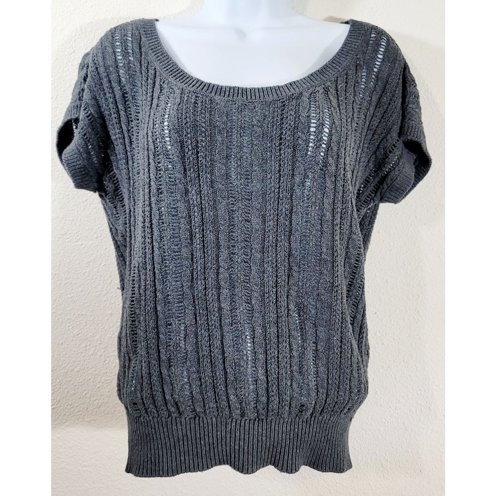 Other Garage Gray Charcoal Open Knit Capped Sleeve Sweater Top M Size M / US 6-8 / IT 42-44 - 1 Thumbnail