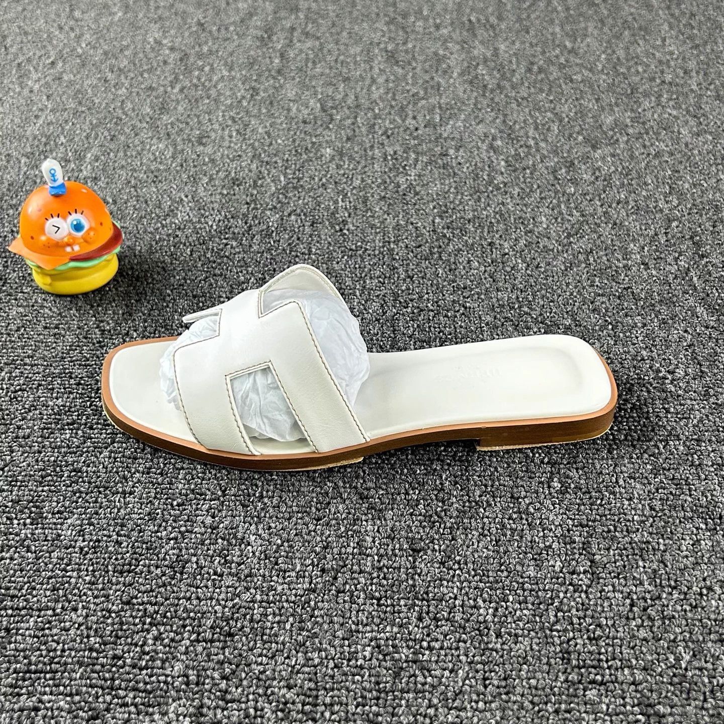 Hermes Hermes White H Logo Slippers EU35 Gently Used Size US 4 / IT 34 - 3 Thumbnail