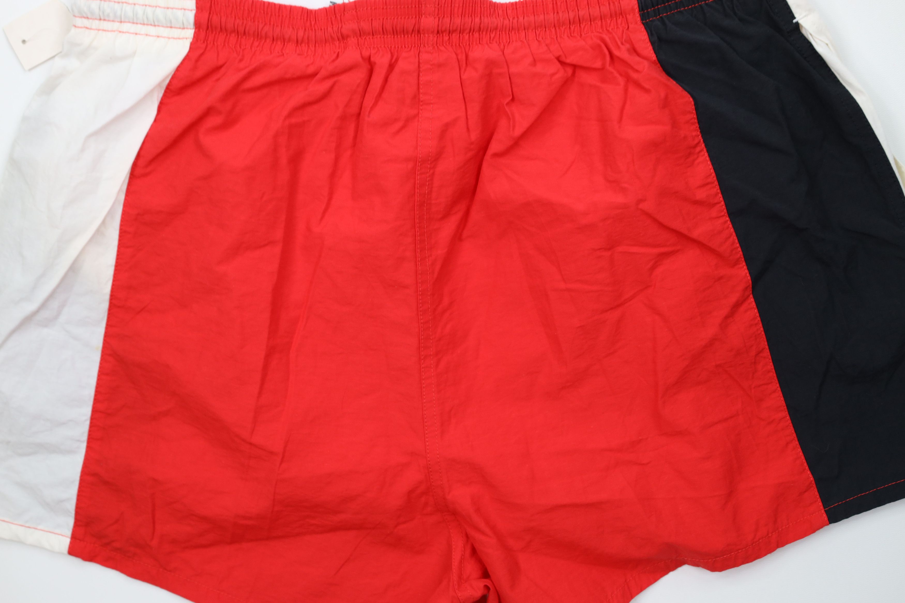 Vintage Deadstock Vintage 90s Streetwear Block Lined Shorts Trunks Size US 36 / EU 52 - 12 Thumbnail