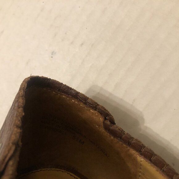 Etienne Aigner Etienne Aigner women's leather pump shoes size: 5 1/2M Size US 5.5 / IT 35.5 - 15 Thumbnail