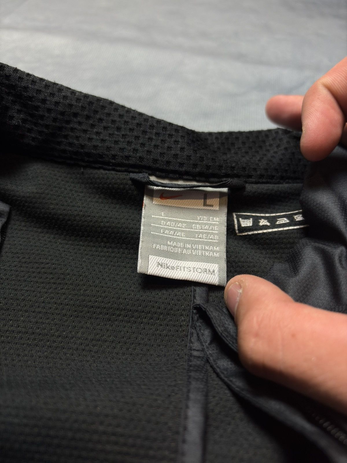 Nike × Vintage Nike Black Windbreaker Jacket – Size L - Retro Vintage Size US L / EU 52-54 / 3 - 3 Thumbnail