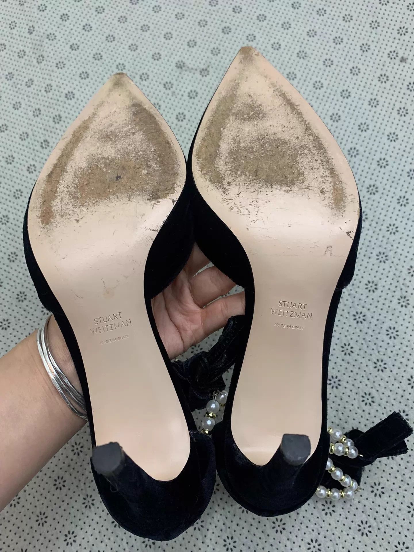 Stuart Weitzman STUART WEITZMAN Black Velvet Pearl Heels 38.5 New Size US 8 / IT 38 - 5 Thumbnail