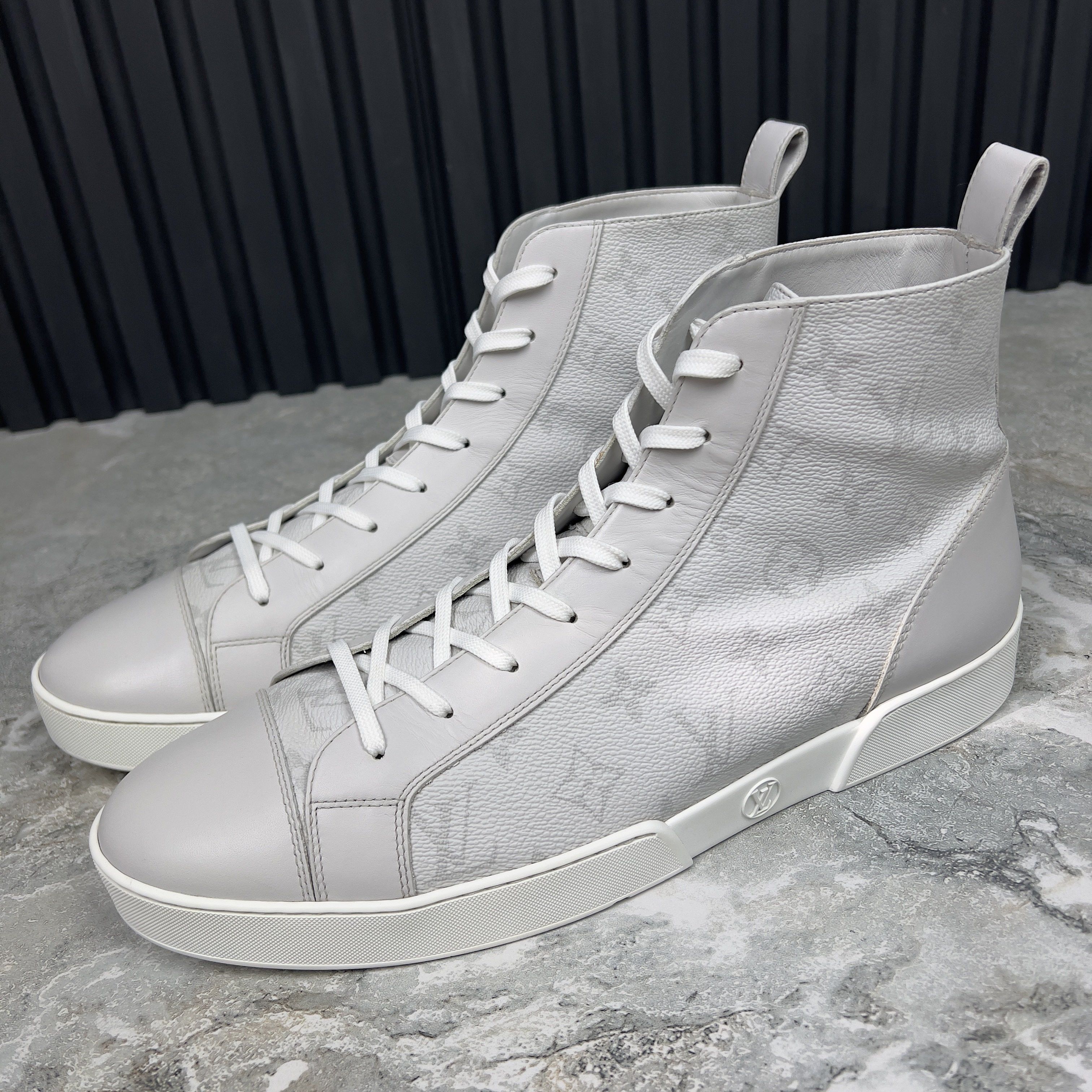 Louis Vuitton Louis Vuitton Match Up Sneaker LV Monogram Leather Size US 11 / EU 44 - 1 Thumbnail