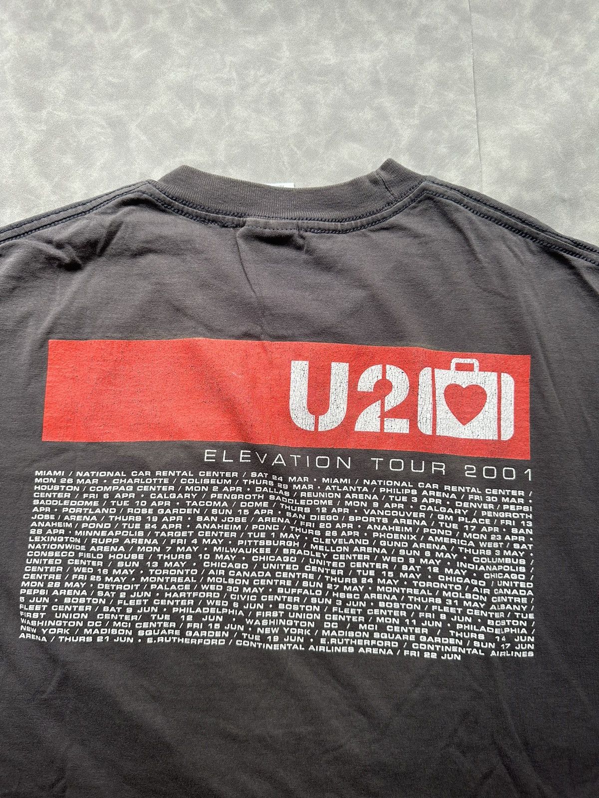 Band Tees × Vintage Vintage 2001 US Elevation Tour tee w/ back hit Size US XL / EU 56 / 4 - 5 Thumbnail