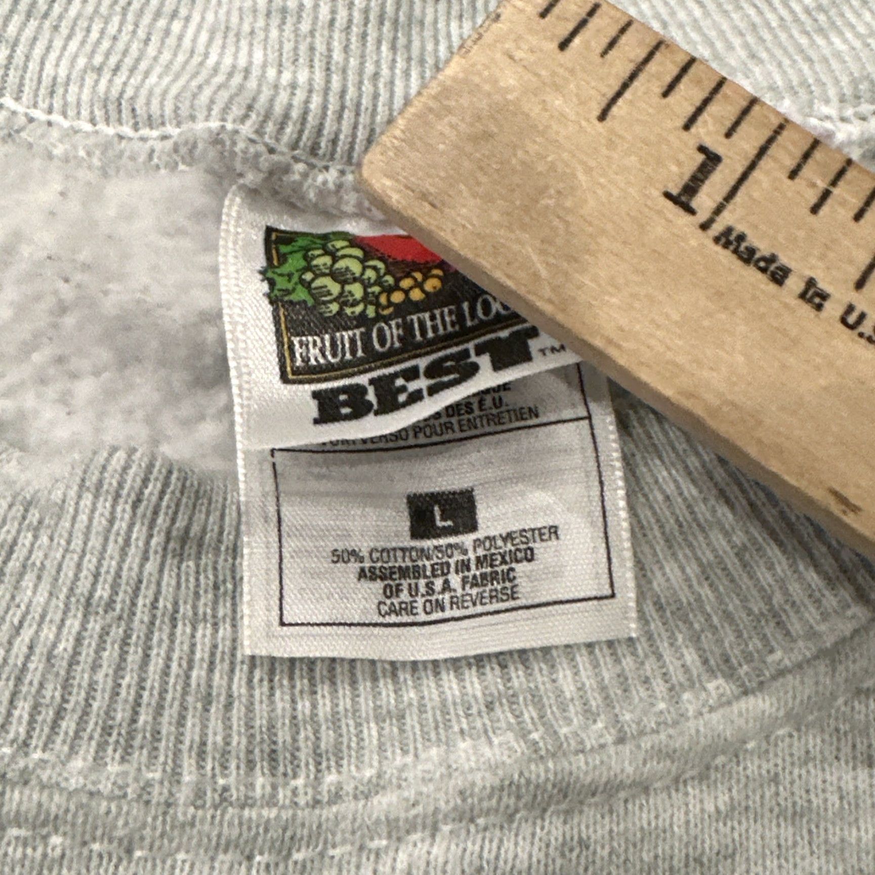 Fruit Of The Loom VINTAGE Fruit of the Loom 90s Property Of Dare Crewneck Sweater L Gray Graphic Print Mens Size US L / EU 52-54 / 3 - 7 Thumbnail