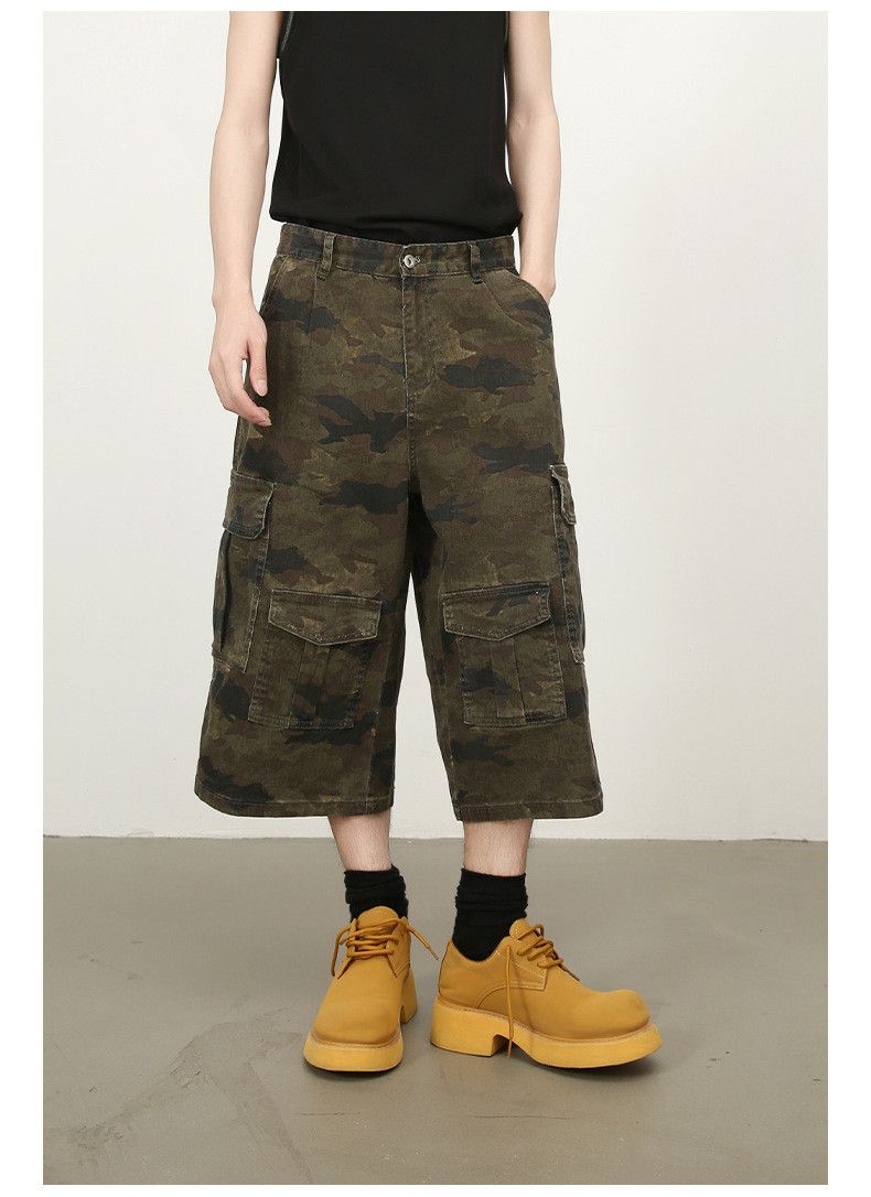 Japanese Brand × Vintage American retro camouflage multi-pocket cargo shorts Size US 32 / EU 48 - 2 Thumbnail