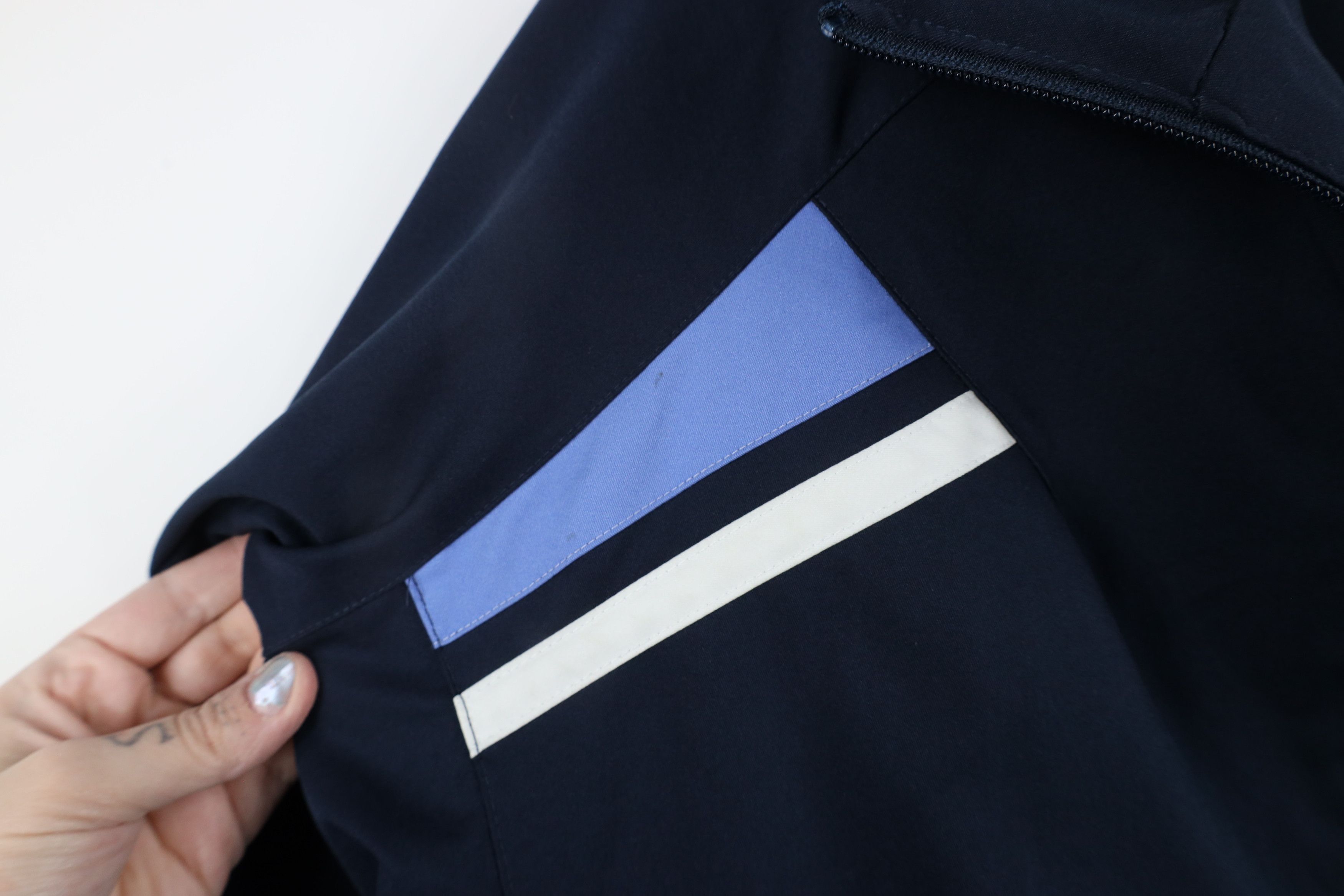 Nike × Vintage Vintage Nike Scott Mini Swoosh Striped Full Zip Jacket Blue Size XL / US 12-14 / IT 48-50 - 9 Thumbnail