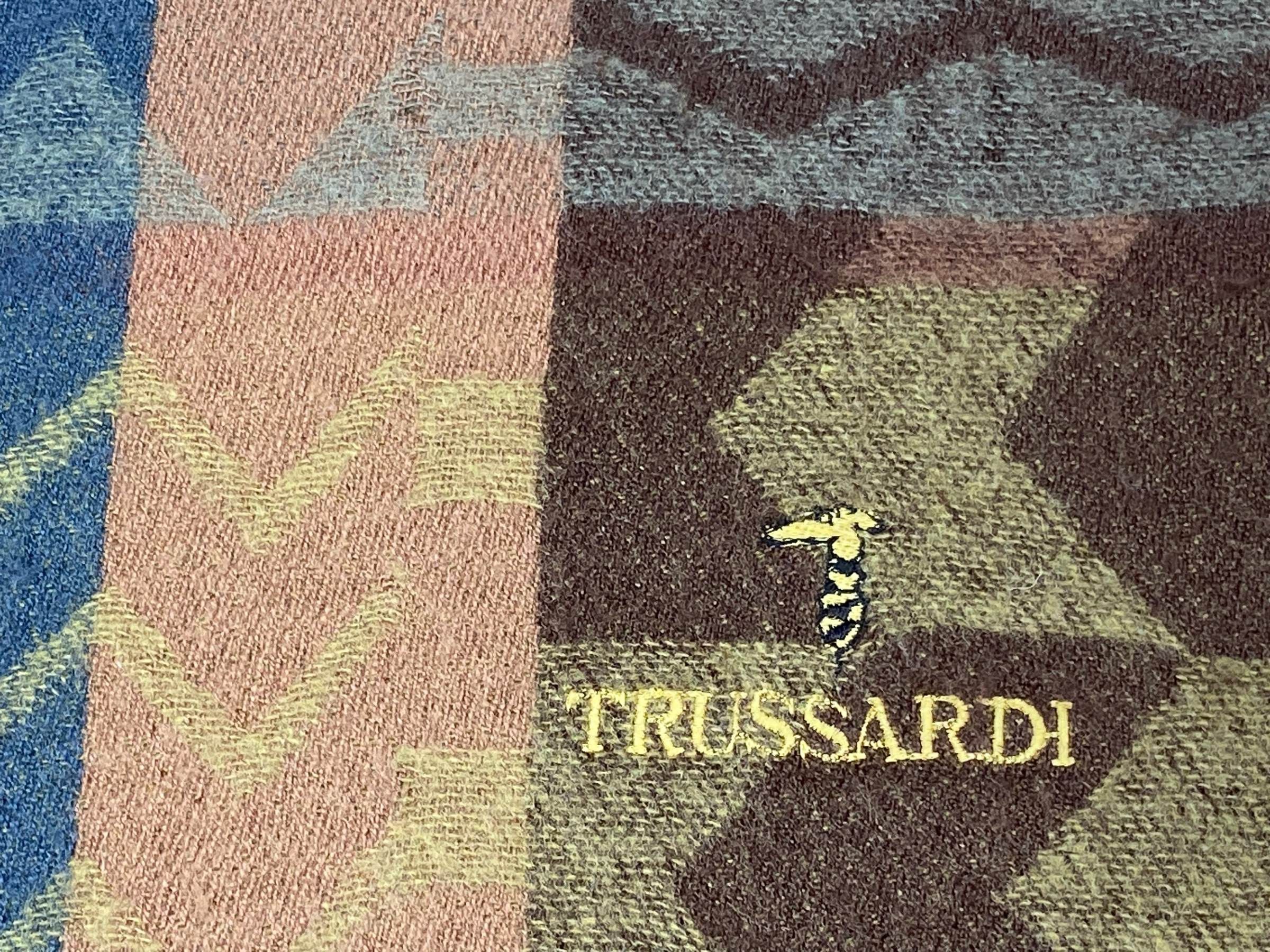 Trussardi Vintage Trussardi Wool & Silk Scarf Italian Designer Size ONE SIZE - 10 Thumbnail
