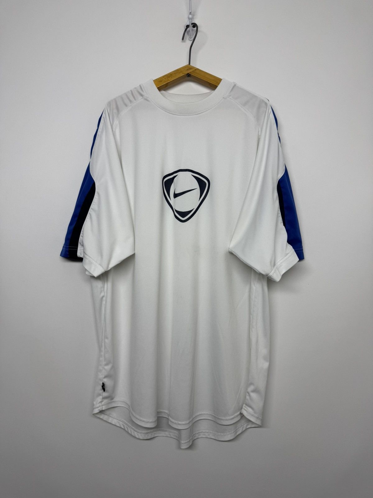 Nike Vintage Nike Football Template Big Logo Shirt Size US XL / EU 56 / 4 - 1 Thumbnail