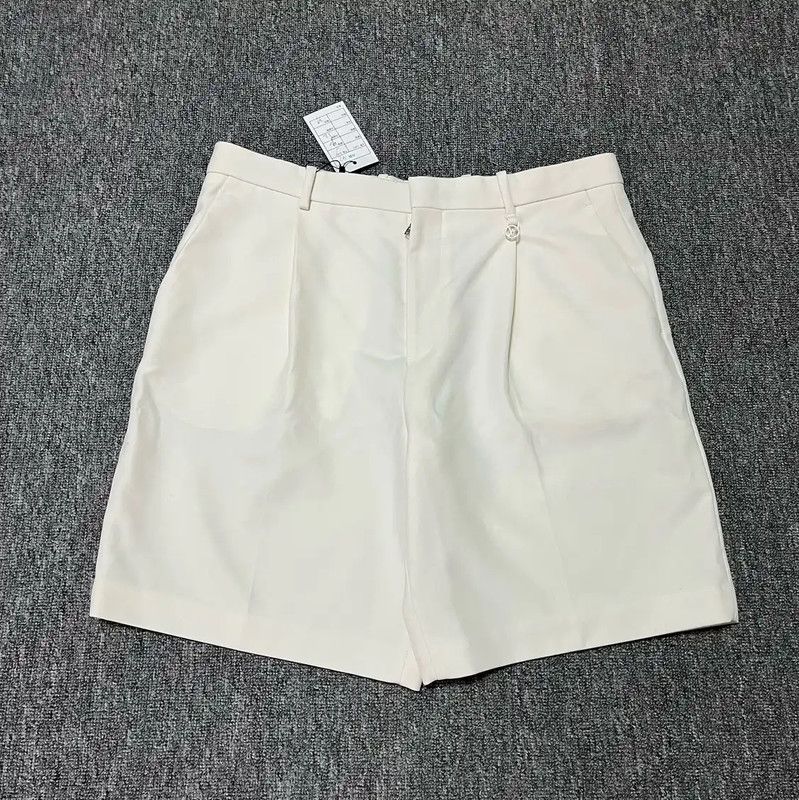 Louis Vuitton Louis Vuitton Summer White Wool Shorts for Men 0089 Size US 34 / EU 50 - 1 Thumbnail