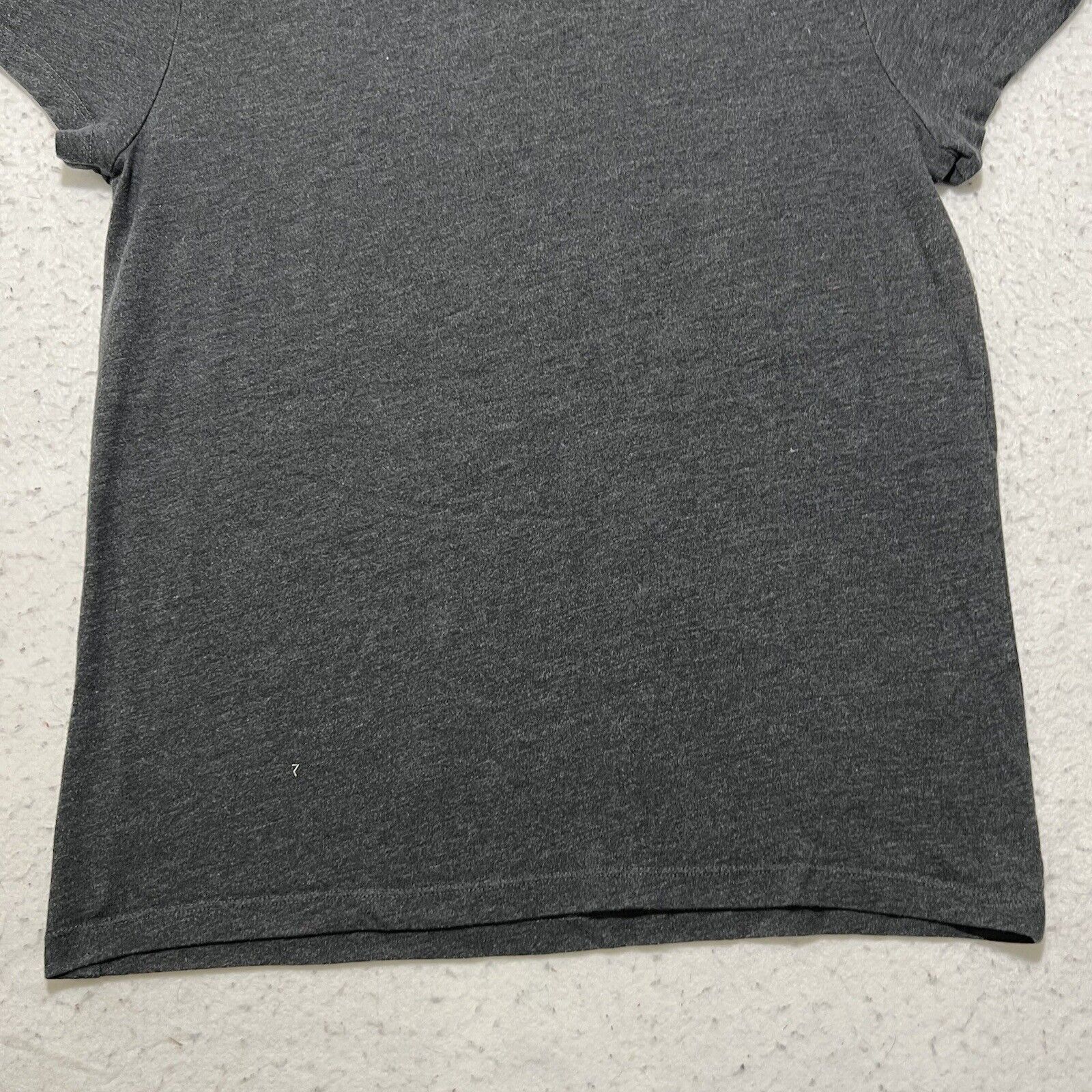Victoria's Secret Victoria's Secret Graphic T Shirt Love Glitter Flower Size S / US 4 / IT 40 - 12 Thumbnail