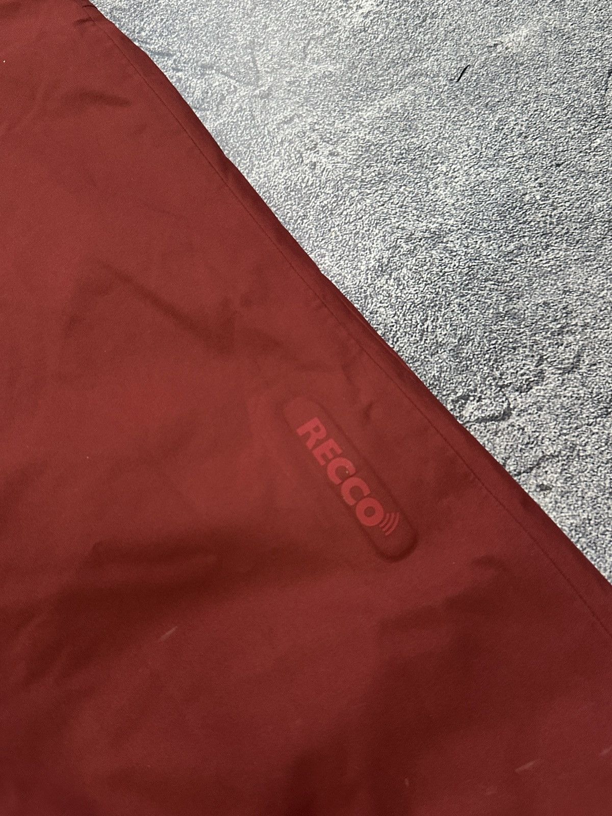 Patagonia Patagonia Burgundy Women’s Ski Pants h2no recco Size S Size 28" / US 6 / IT 42 - 14 Thumbnail