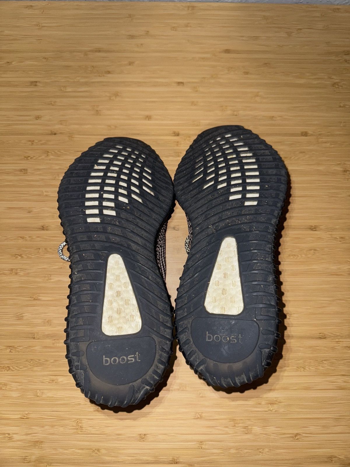 Adidas Adidas Yeezy Boost 350 V2 'Yecheil Non-Reflective' Size US 10.5 / EU 43-44 - 5 Thumbnail