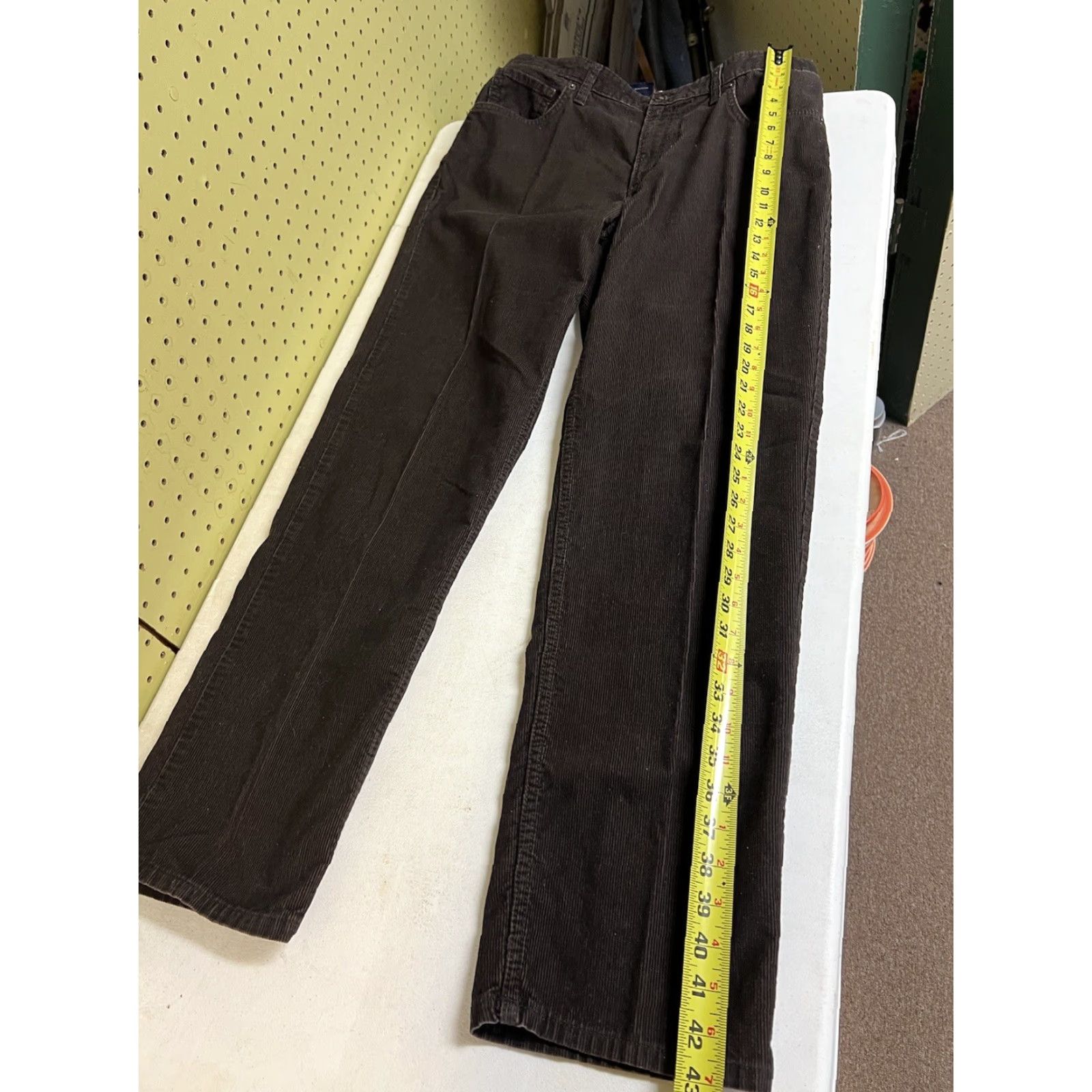 Lands' End Lands' End Men Corduroy Pants Brown 34x32 Cotton Flat Front Straight Leg Regular Style Corduroy Pockets Size US 34 / EU 50 - 8 Thumbnail