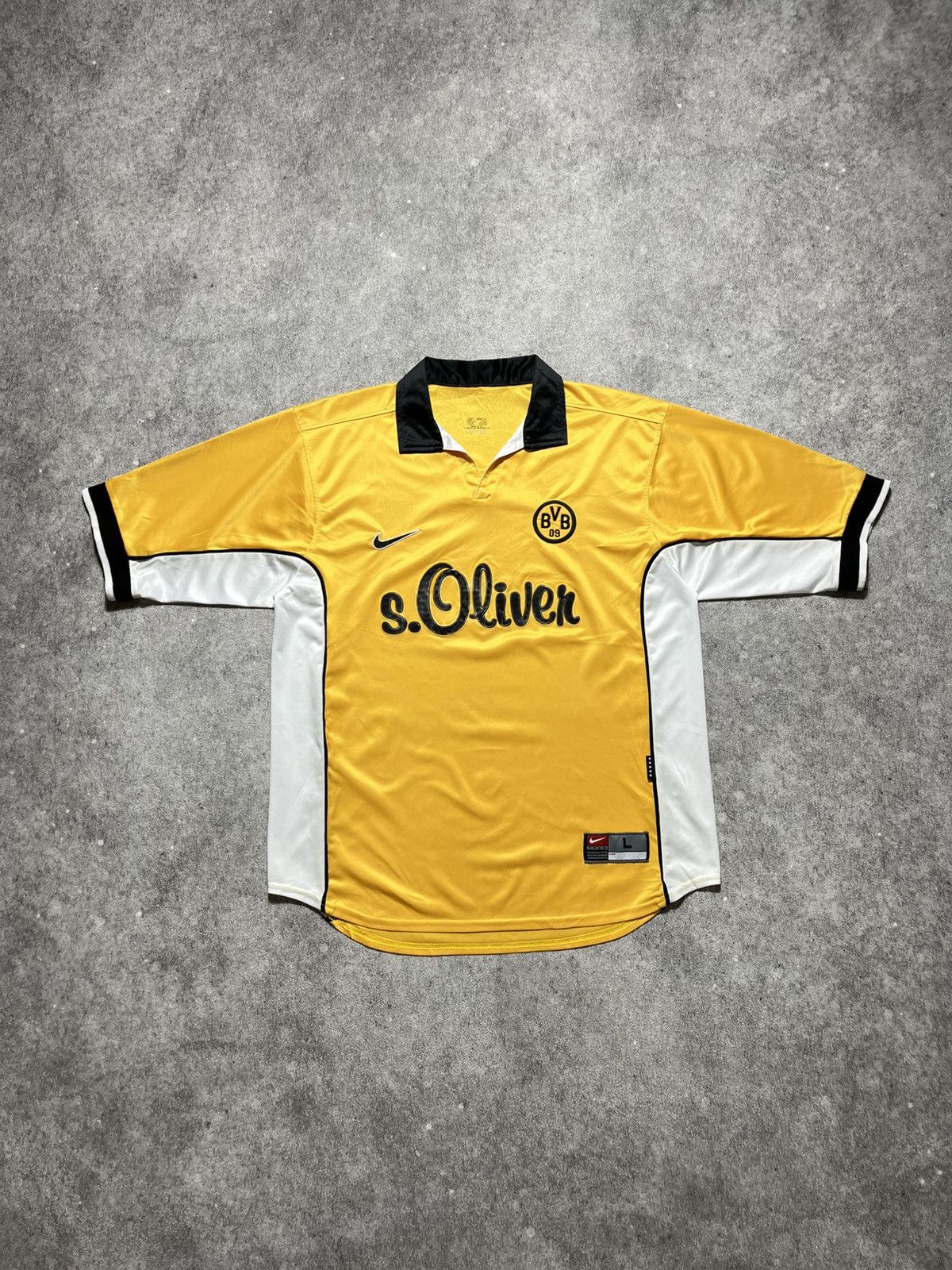 Nike 🚨SOLD🚨Vintage Borussia Dortmund 98/00 Home Jersey Size US L / EU 52-54 / 3 - 2 Thumbnail