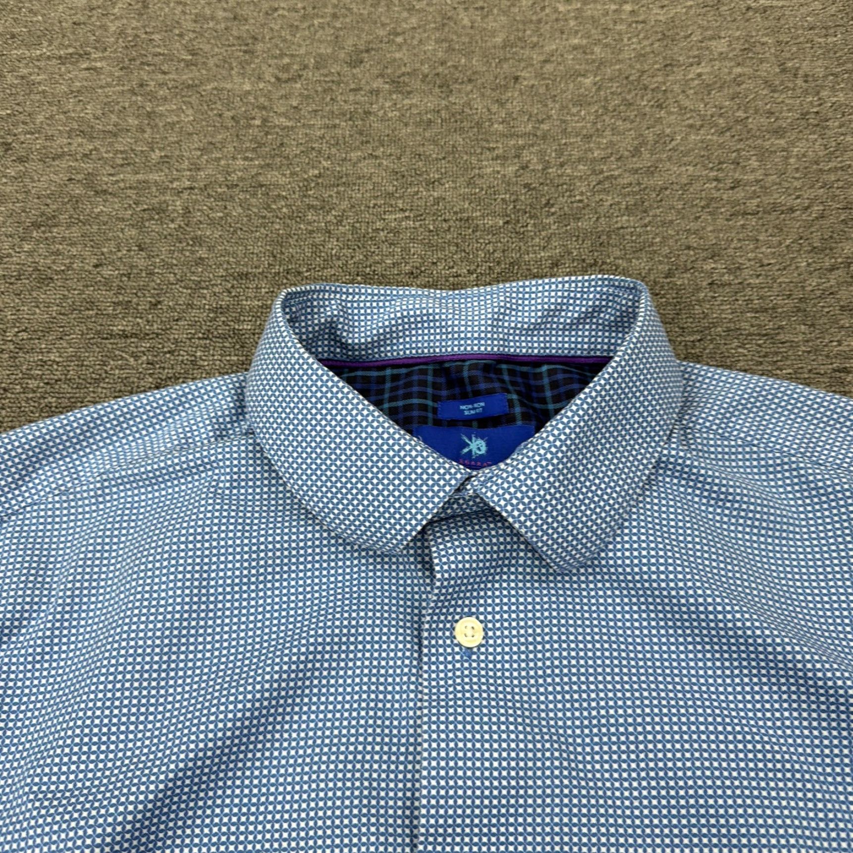 Egara VINTAGE? No. Egara Shirt Mens XL Blue Geometric Non-Iron Slim Fit Stretch Dress Flip-Cuff Size 46R - 2 Thumbnail