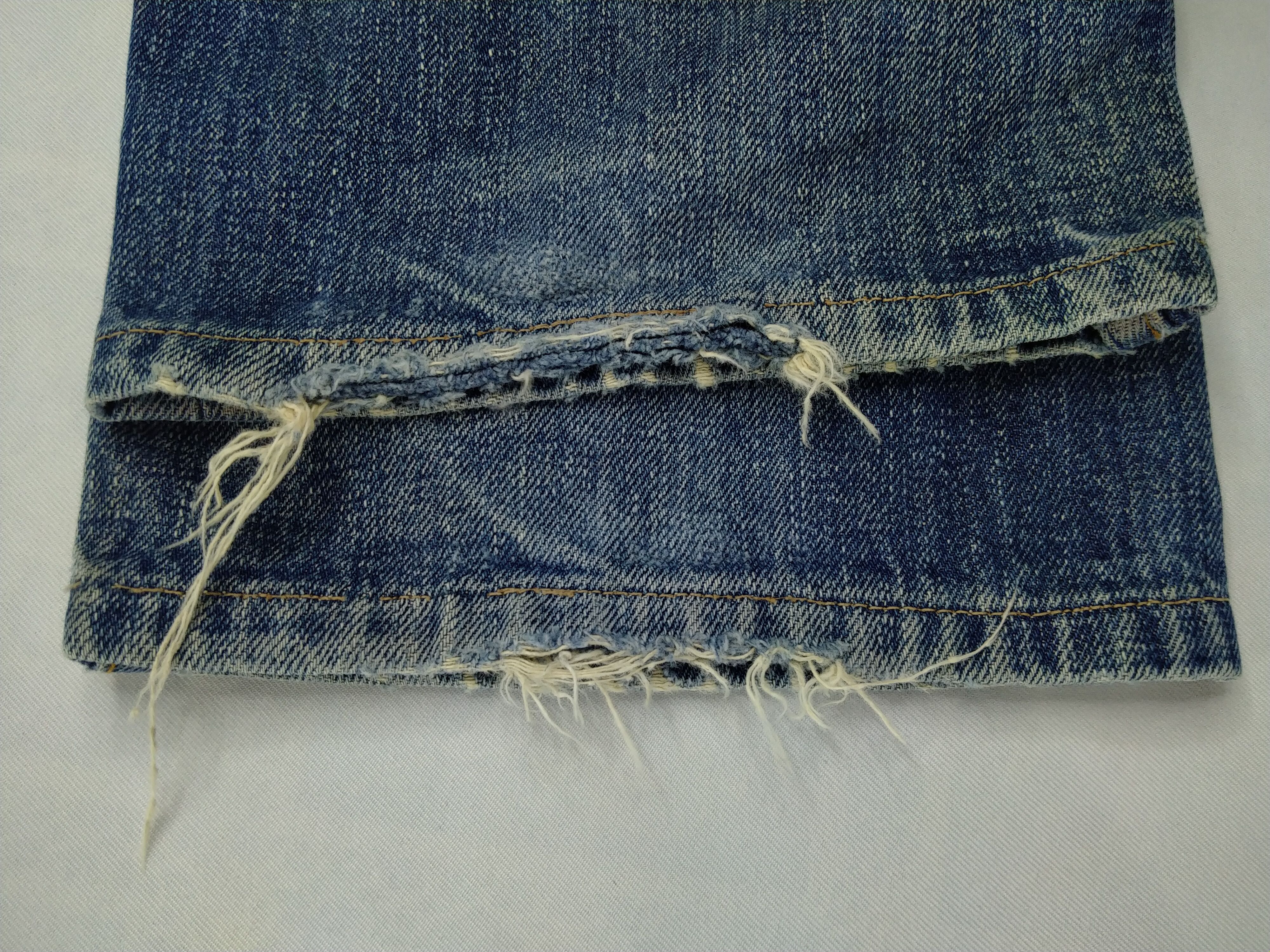 Levi's Dirty Blue Vintage Levi's 502 Jeans 27x30.5 Denim -JN1099 Size US 27 - 12 Thumbnail