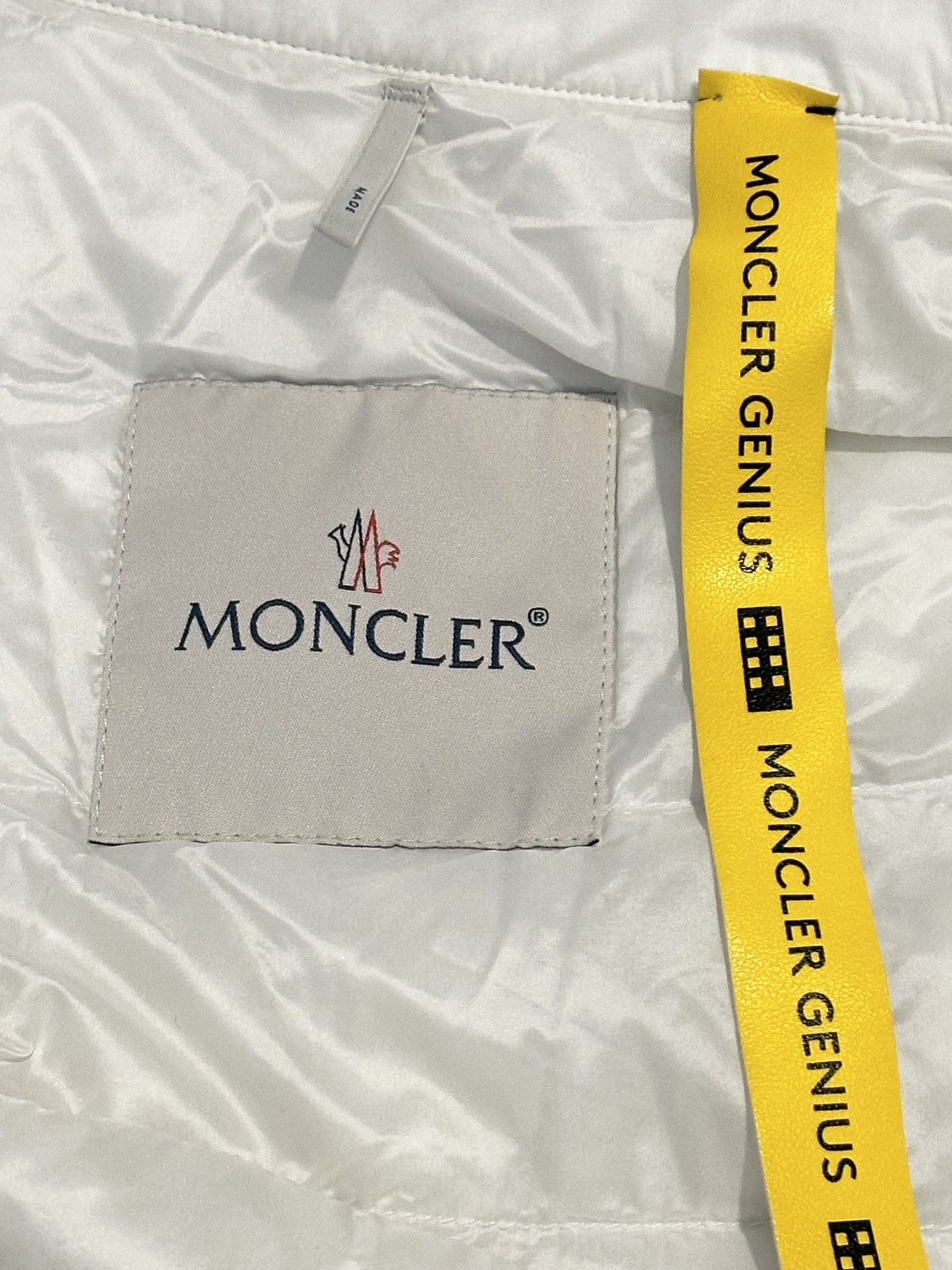 Moncler Moncler Lightweight Jacket Long Sleeve White Size US S / EU 44-46 / 1 - 5 Thumbnail