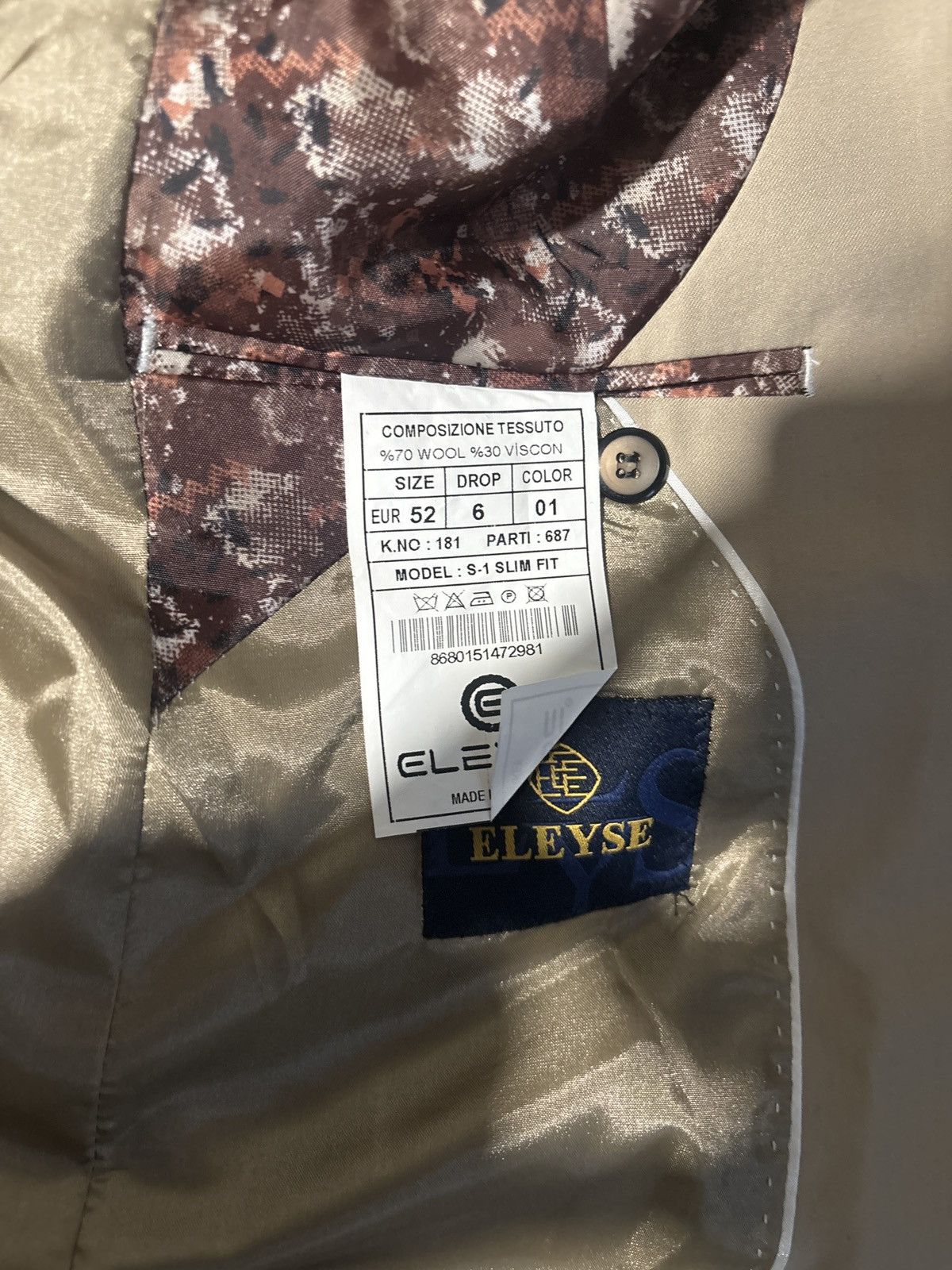 Other ELEYSE SLIM FIT SUIT Size 42S - 2 Thumbnail