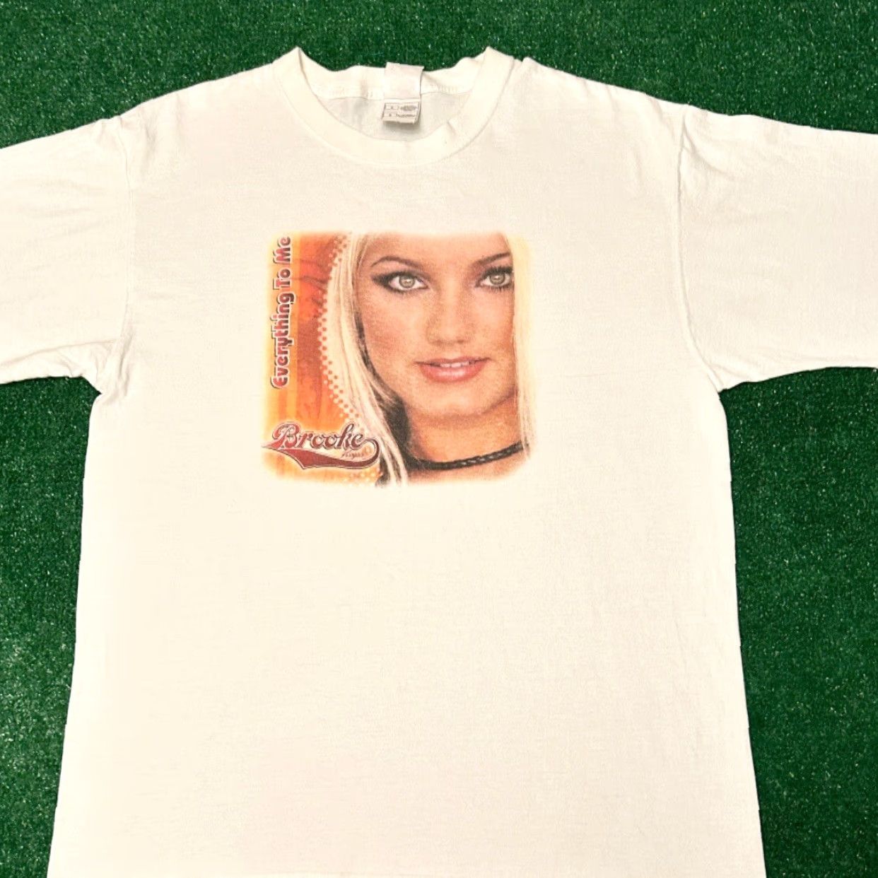 Hogan VINTAGE Brooke Hogan Everything To Me Solo Wrestling Hogan Shirt Mens L White 90s Y2K WWE WWF 90s Sports Hip Hop Shirts Men L Size US L / EU 52-54 / 3 - 4 Thumbnail