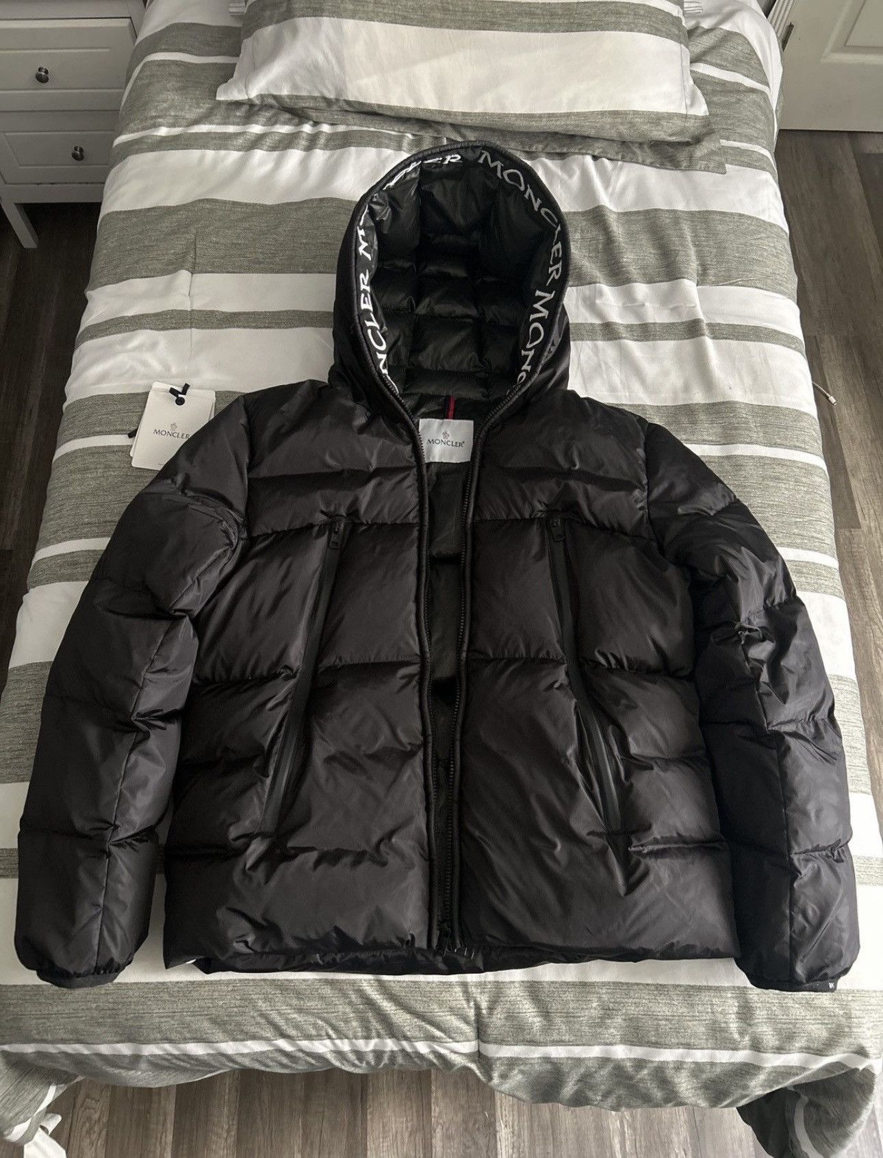 Neiman Marcus Moncler Coat Size US M / EU 48-50 / 2 - 1 Thumbnail