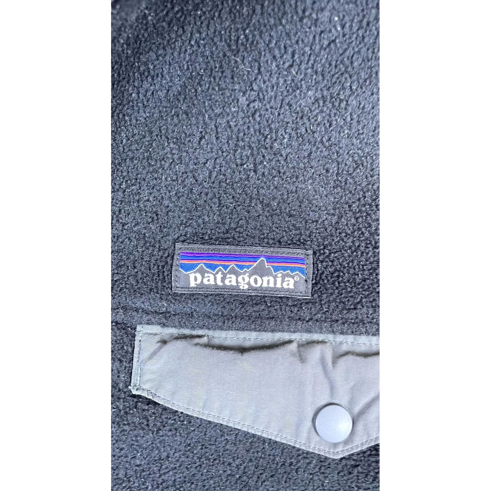 Patagonia Patagonia Synchilla Vest Mens Small Black Fleece Full Zip Outdoor Pockets Warm Size US S / EU 44-46 / 1 - 2 Thumbnail