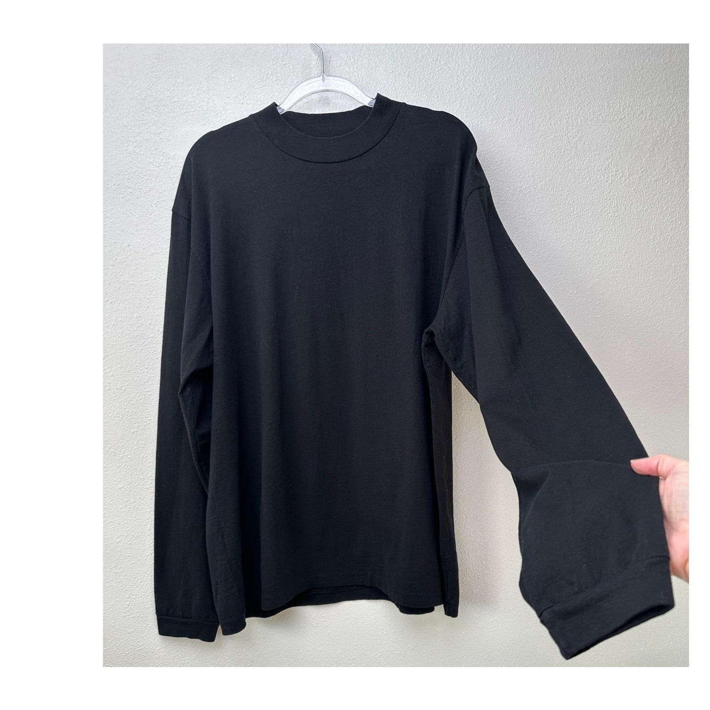 John Elliott John Elliott LS University Tee Black Long Sleeve Men’s L Size US L / EU 52-54 / 3 - 2 Thumbnail