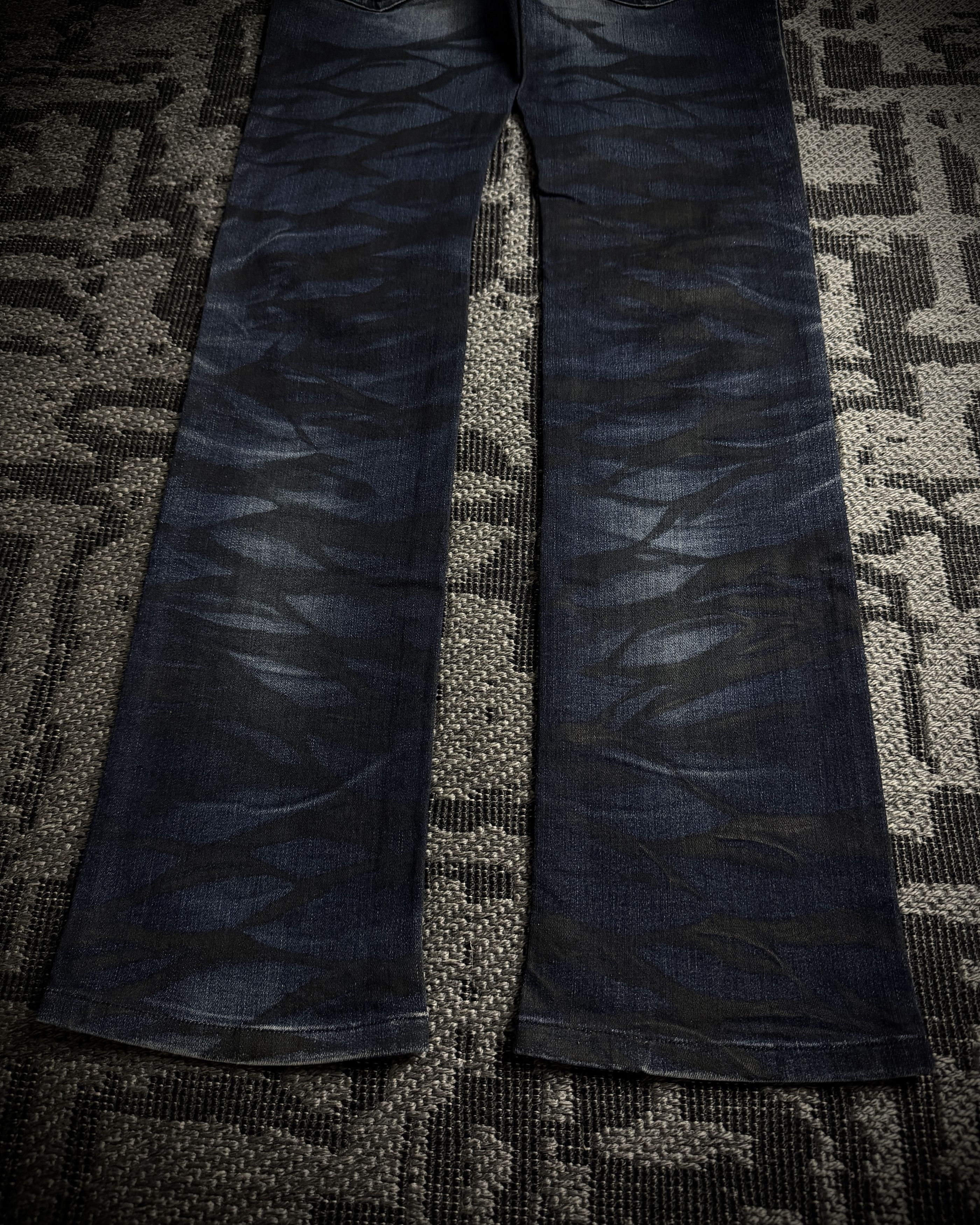 Tornado Mart Tornado Mart Black Whiskered Faded Skinny Denim Size US 31 - 8 Thumbnail