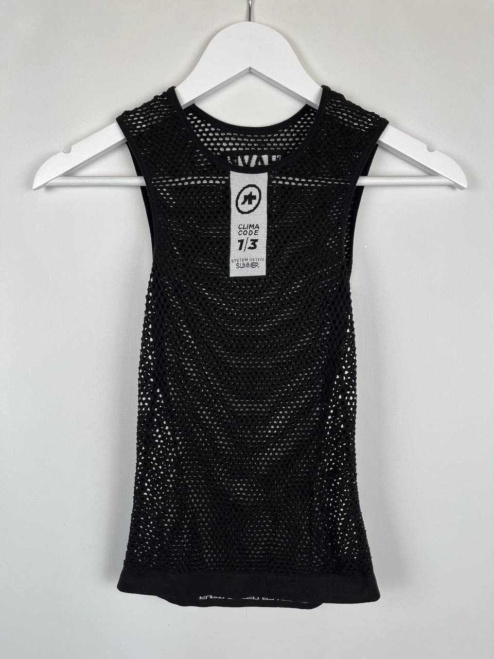 Rapha Assos Skinfoil Summer Mesh Base Layer Sleeveless Size 0 XS Size XS / US 0-2 / IT 36-38 - 1 Thumbnail